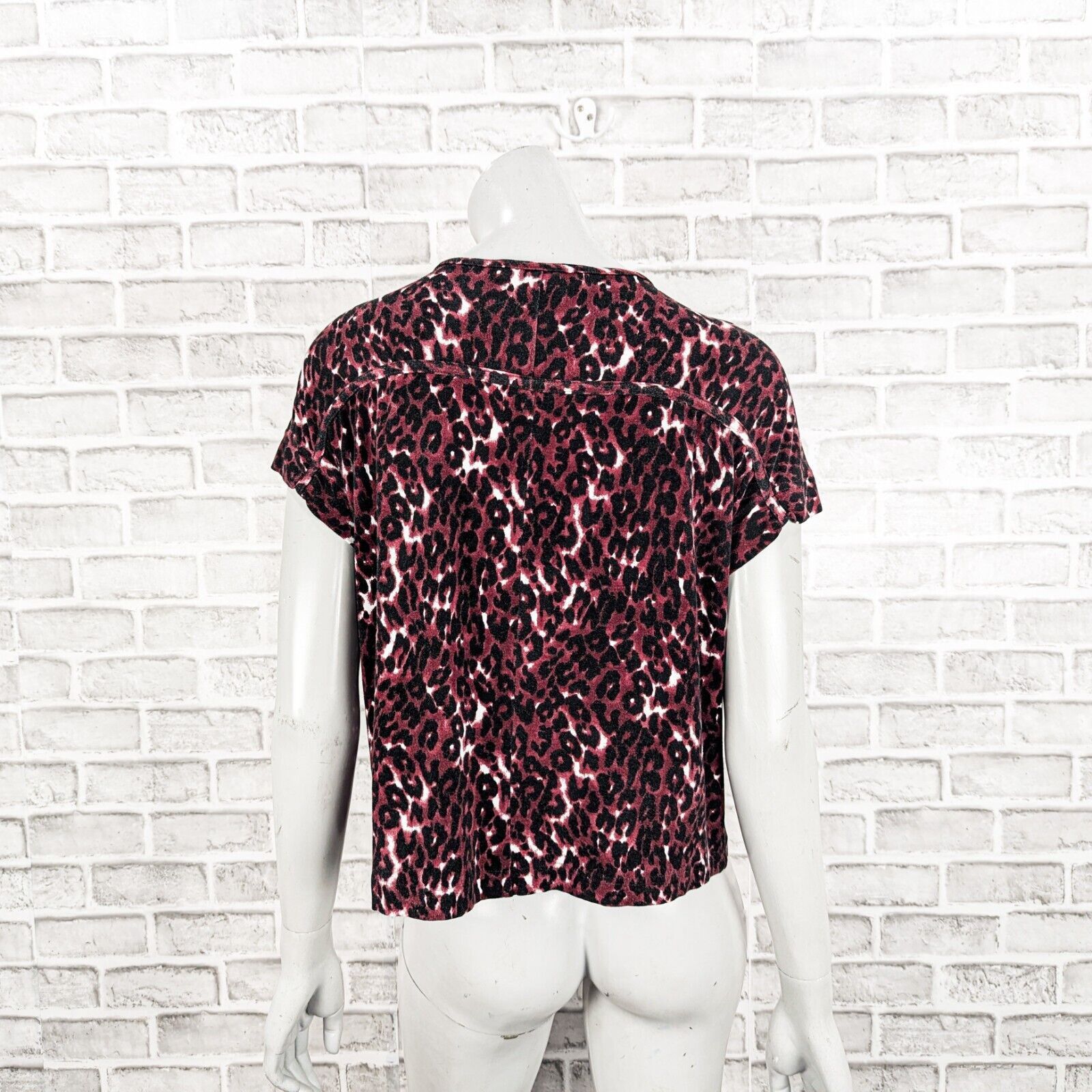 St. John ST. JOHN Women's Short Sleeve Leopard Print Blouse Medium Size M / US 6-8 / IT 42-44 - 5 Thumbnail