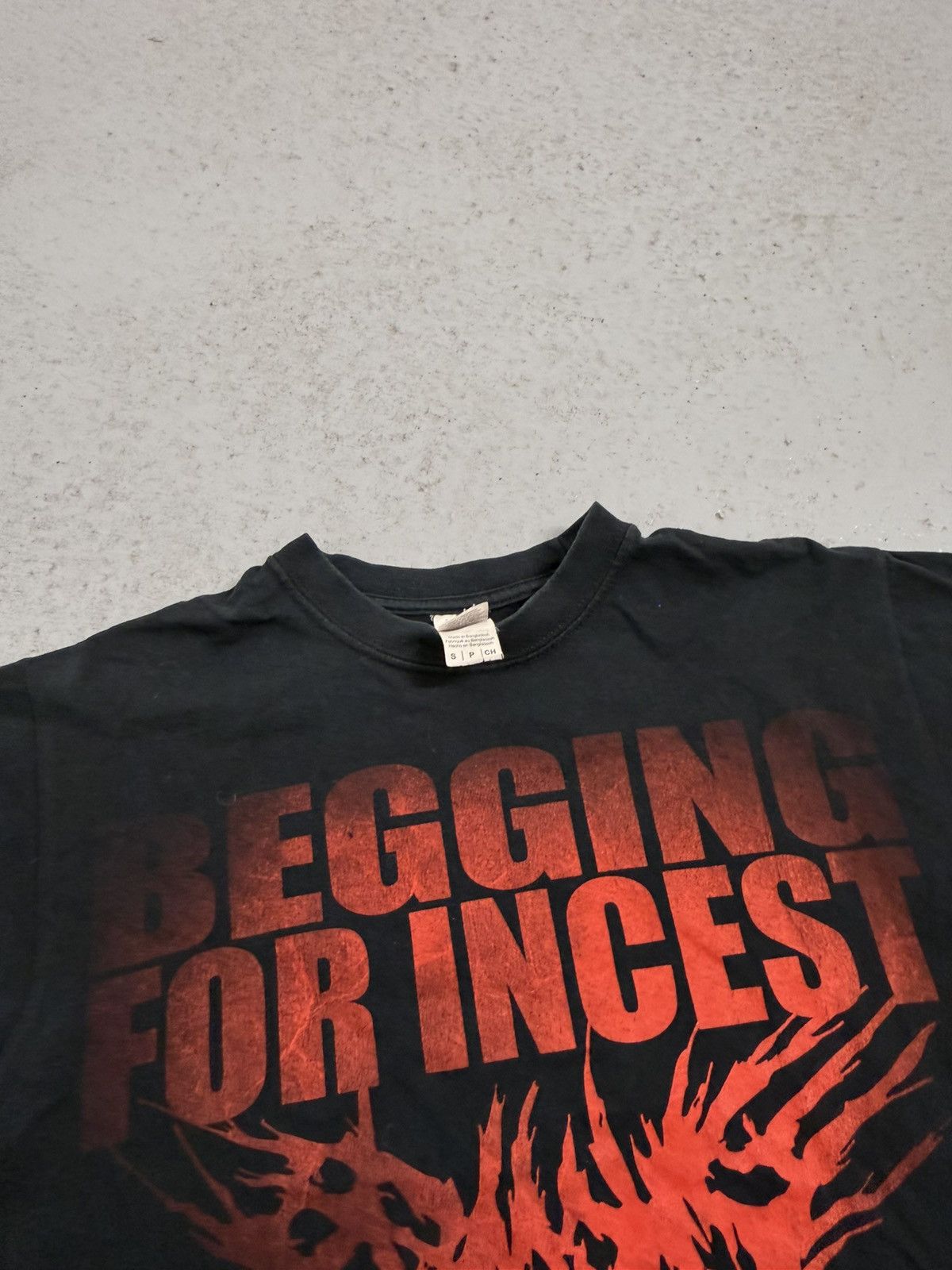 Band Tees Cattle Decapitation Begging For Incest Rock Band T-Shirt Size US S / EU 44-46 / 1 - 4 Thumbnail