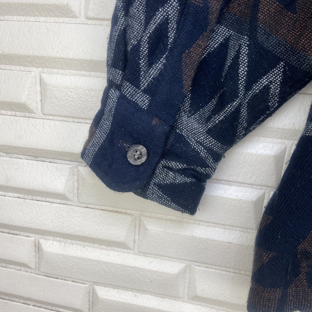 Japanese Brand Vintage Japanese Brand Jungle Storm Native Fleece Jacket Size US S / EU 44-46 / 1 - 12 Thumbnail