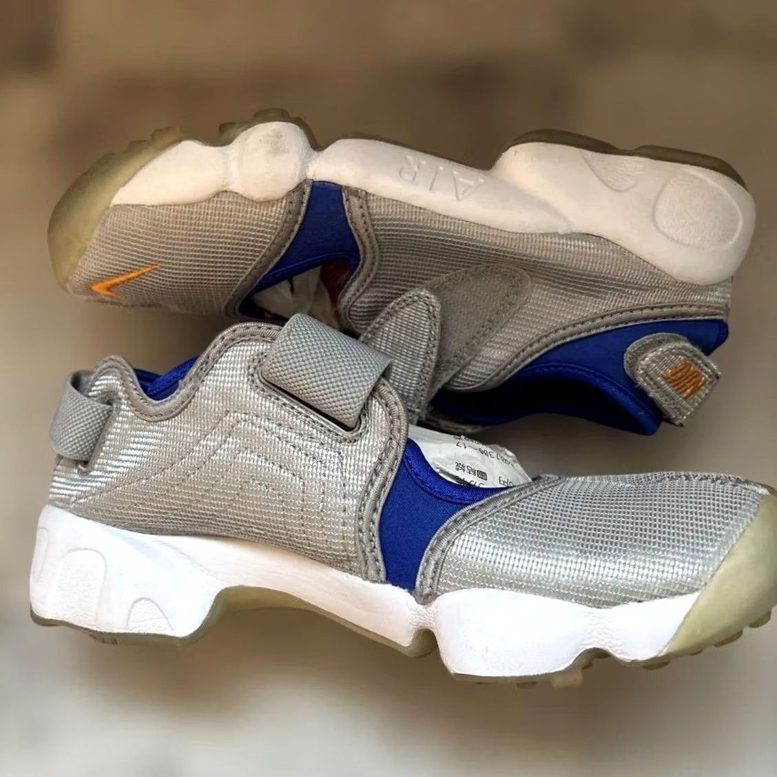Nike Nike Air Rift Tabi Sneakers Sandals Silver Womens 6.0US Sneake Size US 6 / IT 36 - 6 Thumbnail