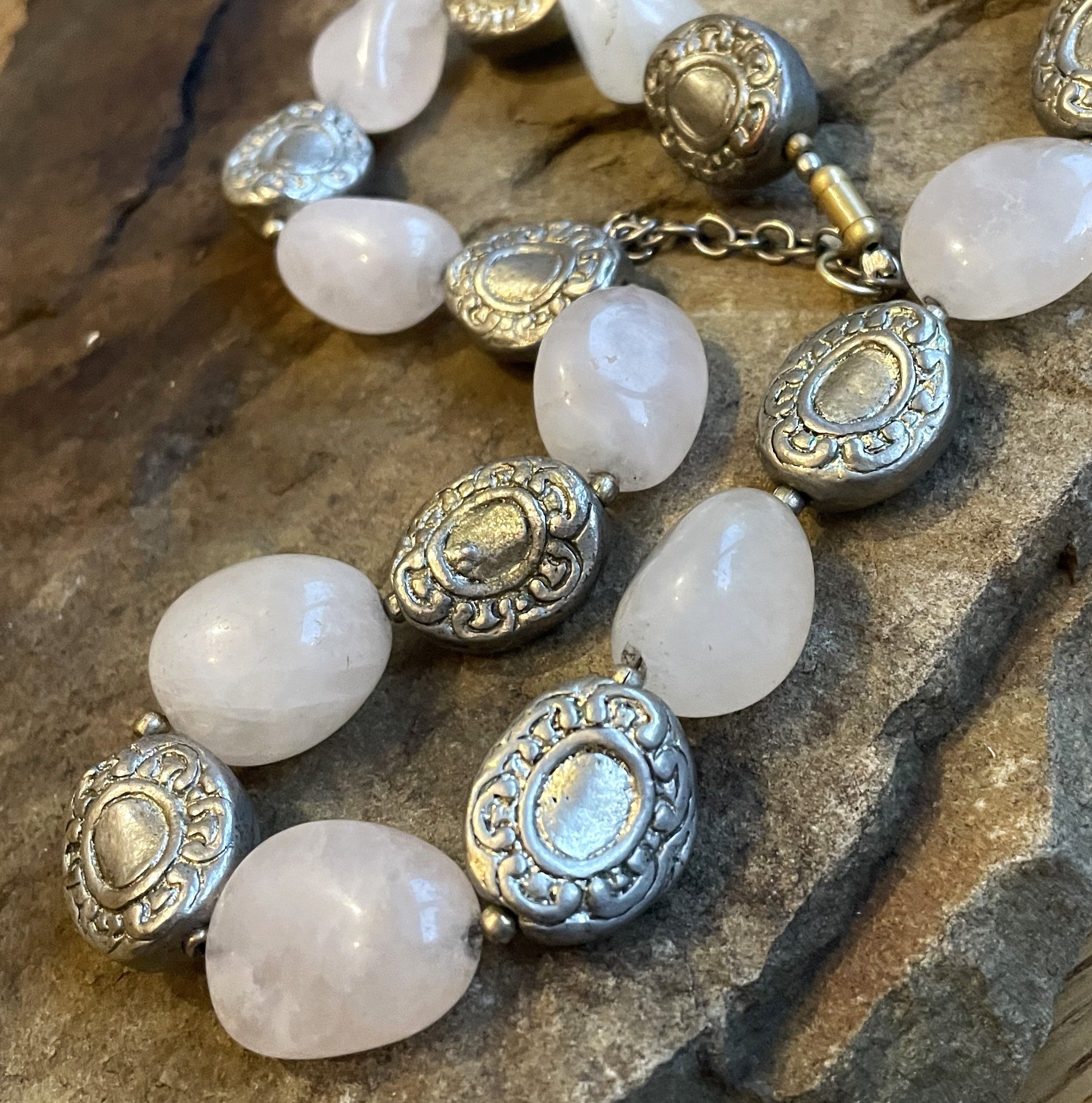 Other Vintage Statement Necklace Rose Quartz & Tribal Silver Beads Size ONE SIZE - 1 Thumbnail