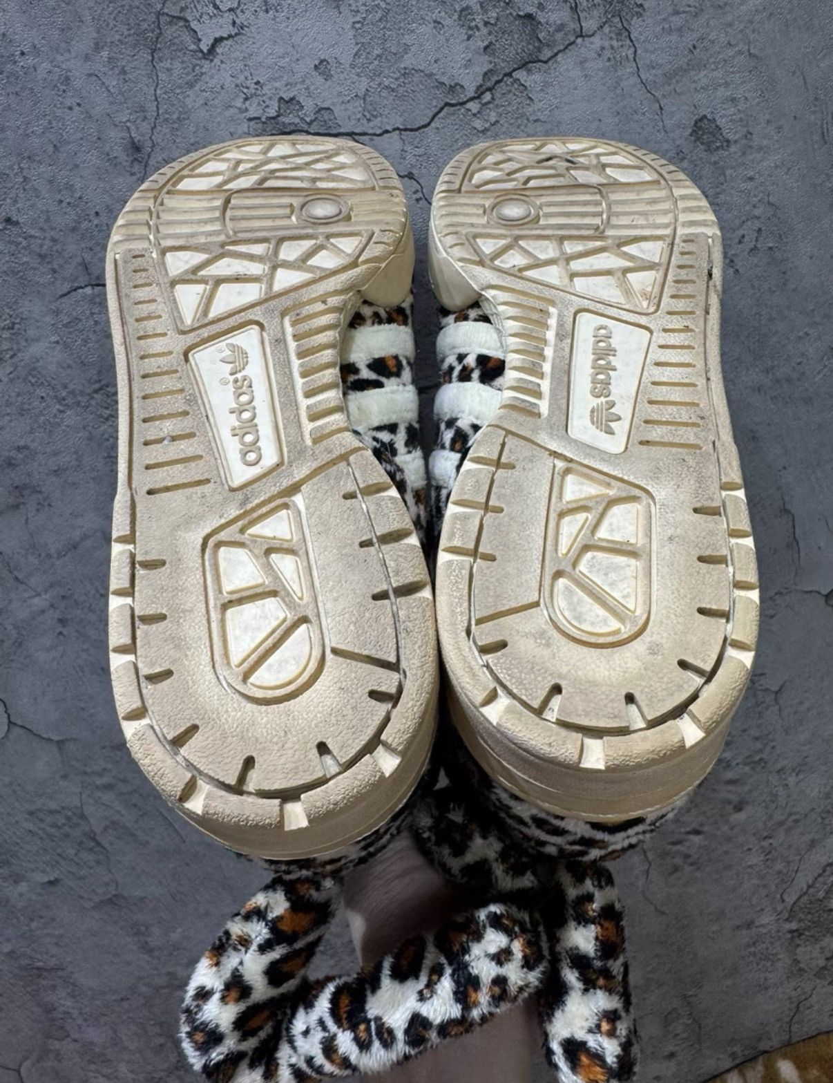 Adidas Adidas x Jeremy Scott Wings Leopard K37 Size US 8 / EU 41 - 6 Thumbnail