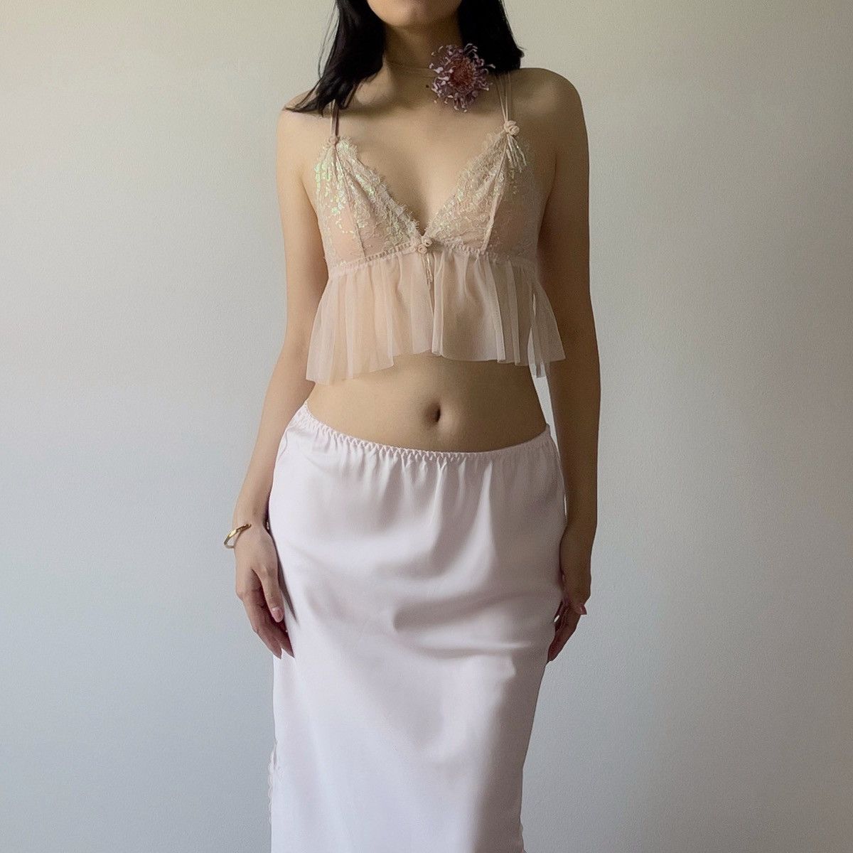 Victoria's Secret Romantic Nude Lace & Mesh Sheer Camisole (XS-S) Size S / US 4 / IT 40 - 3 Thumbnail