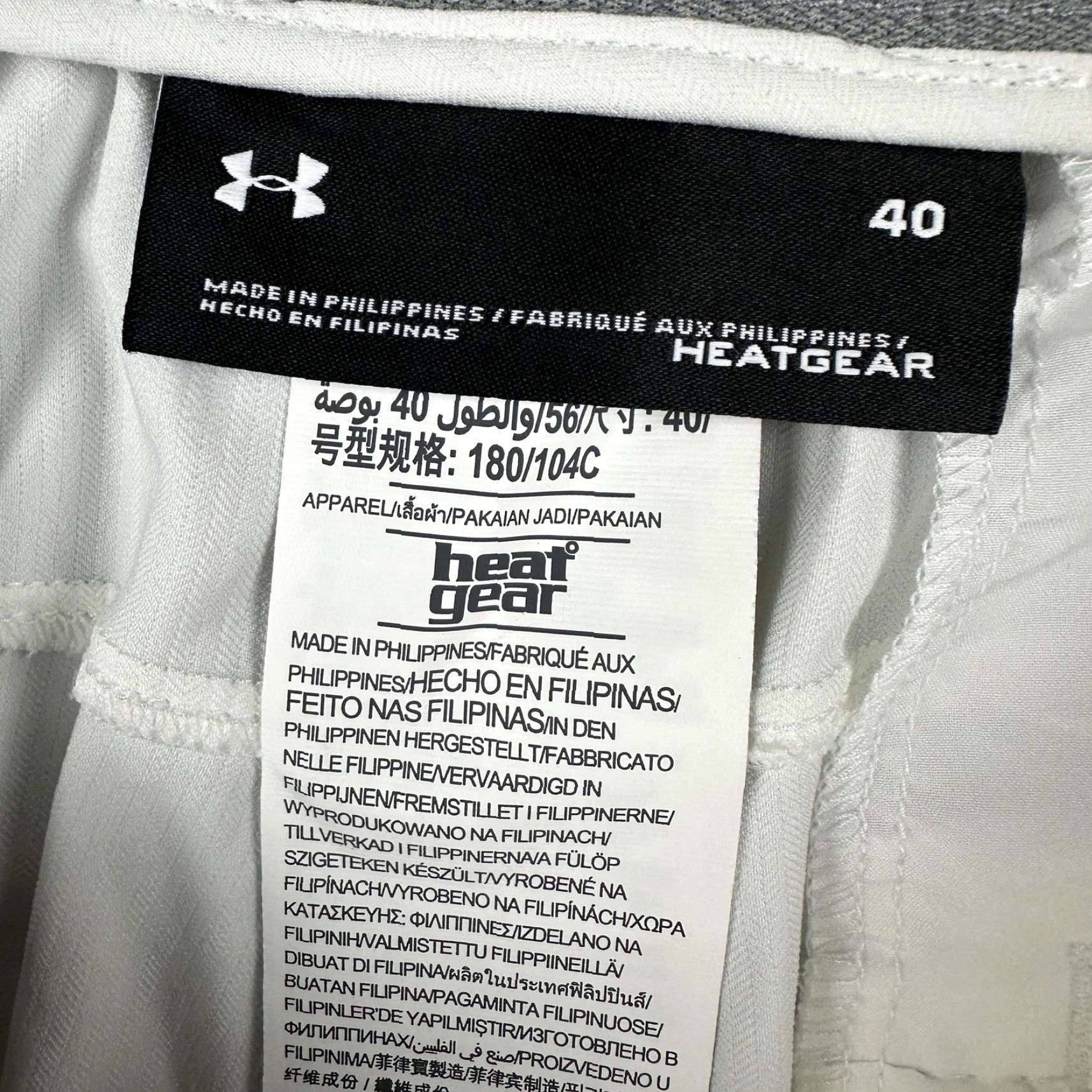Under Armour Under Armour Shorts Mens 40 White HeatGear Golf Athletic Nylon Stretch Casual Size US 40 / EU 56 - 2 Thumbnail