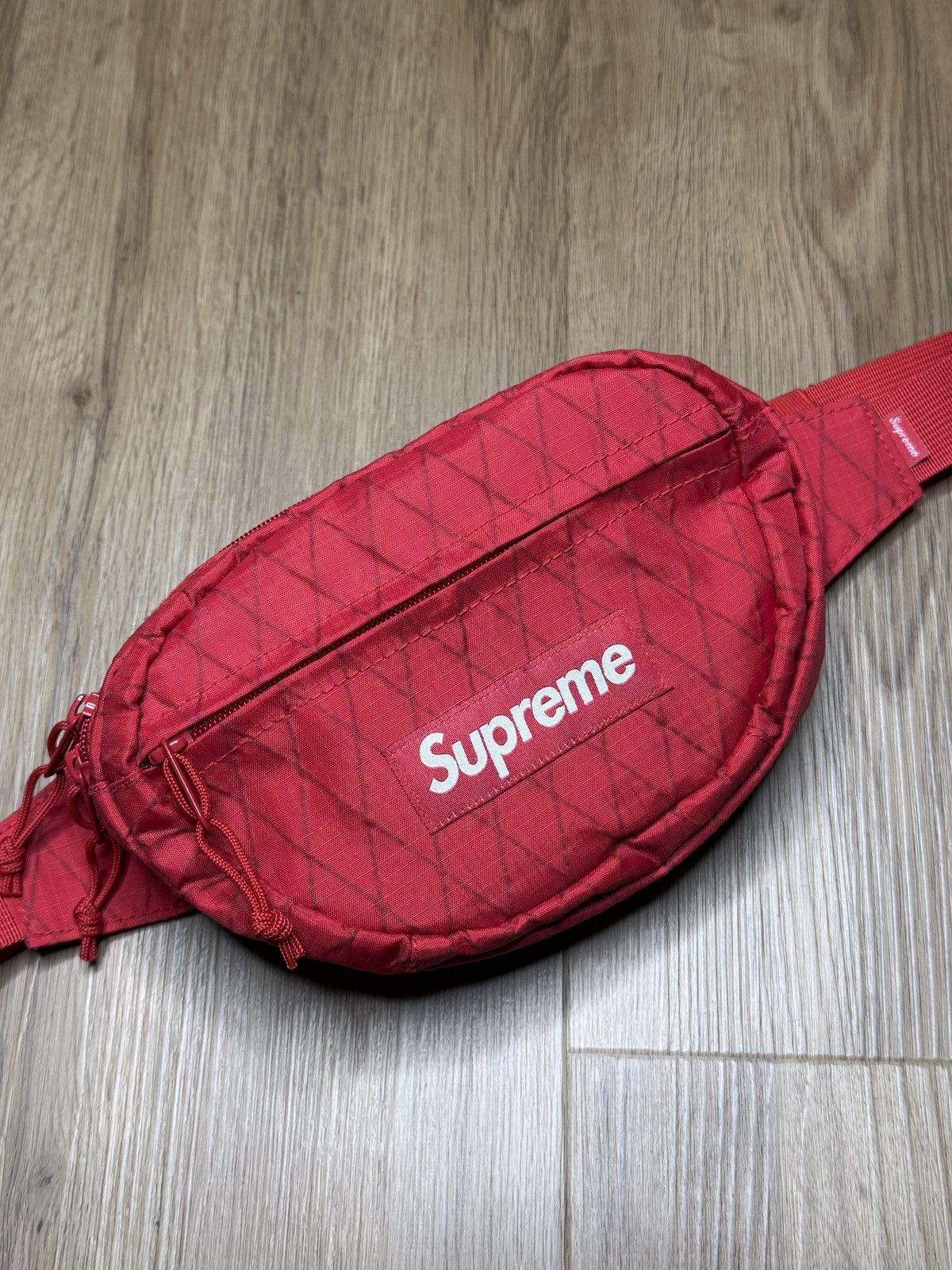 Supreme Supreme Waist Bag (FW18) Size ONE SIZE - 1 Thumbnail