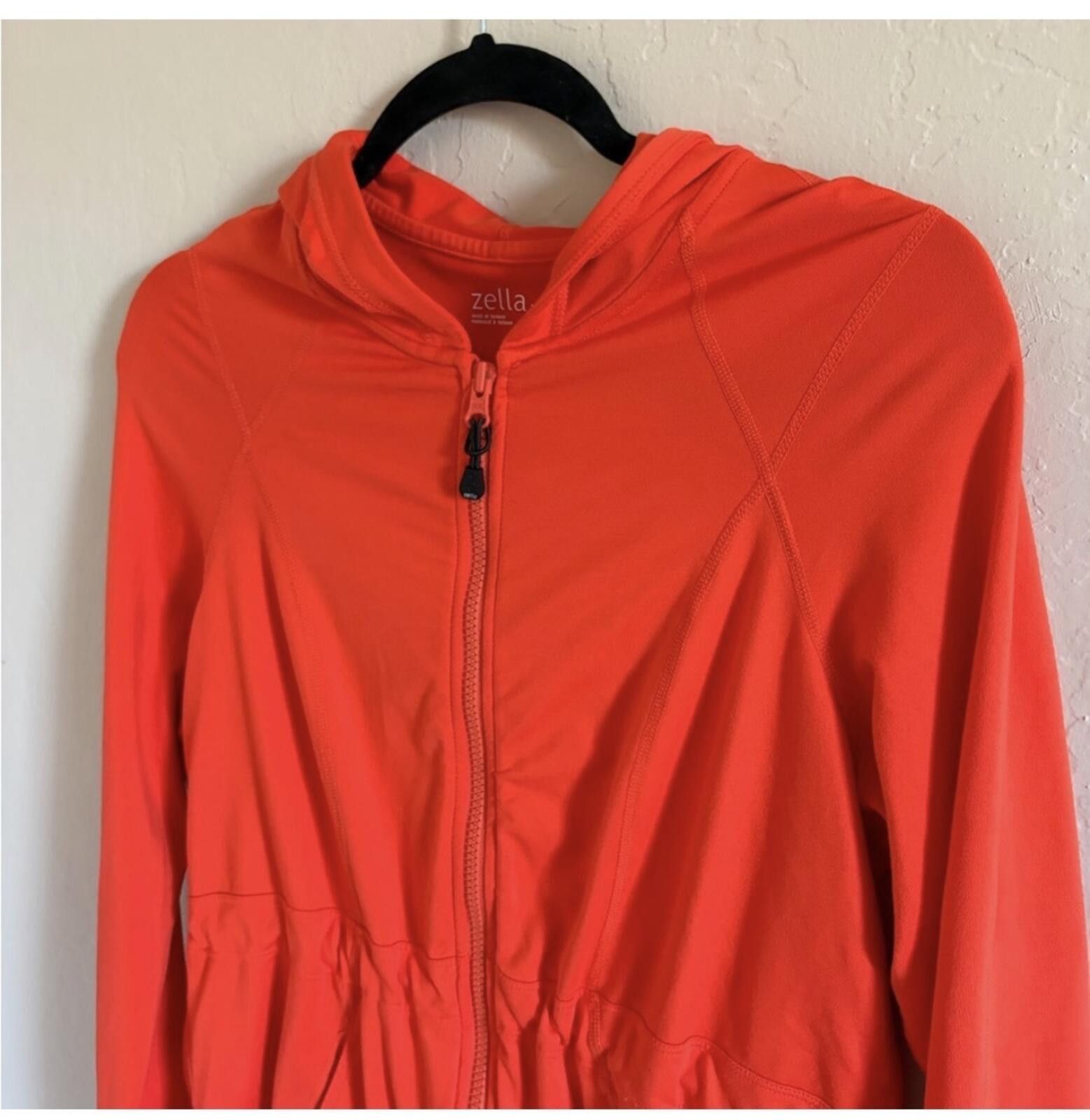 Canterbury of New Zealand Zella hooded athletic workout jacket Size XS / US 0-2 / IT 36-38 - 2 Thumbnail