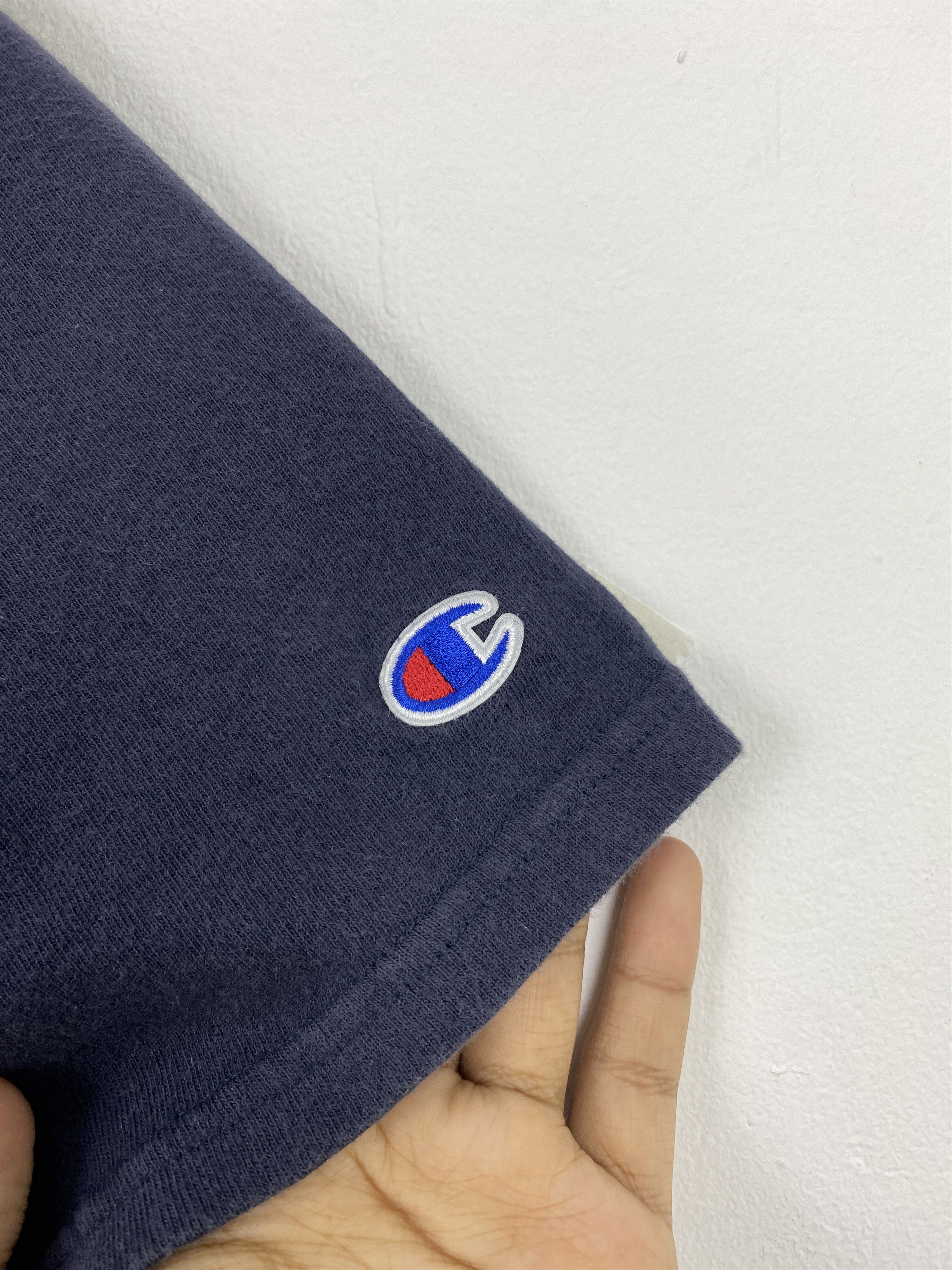Champion × Vintage Vintage Champion Spell Out Emboridery Shirt TA0548 Size US M / EU 48-50 / 2 - 9 Thumbnail