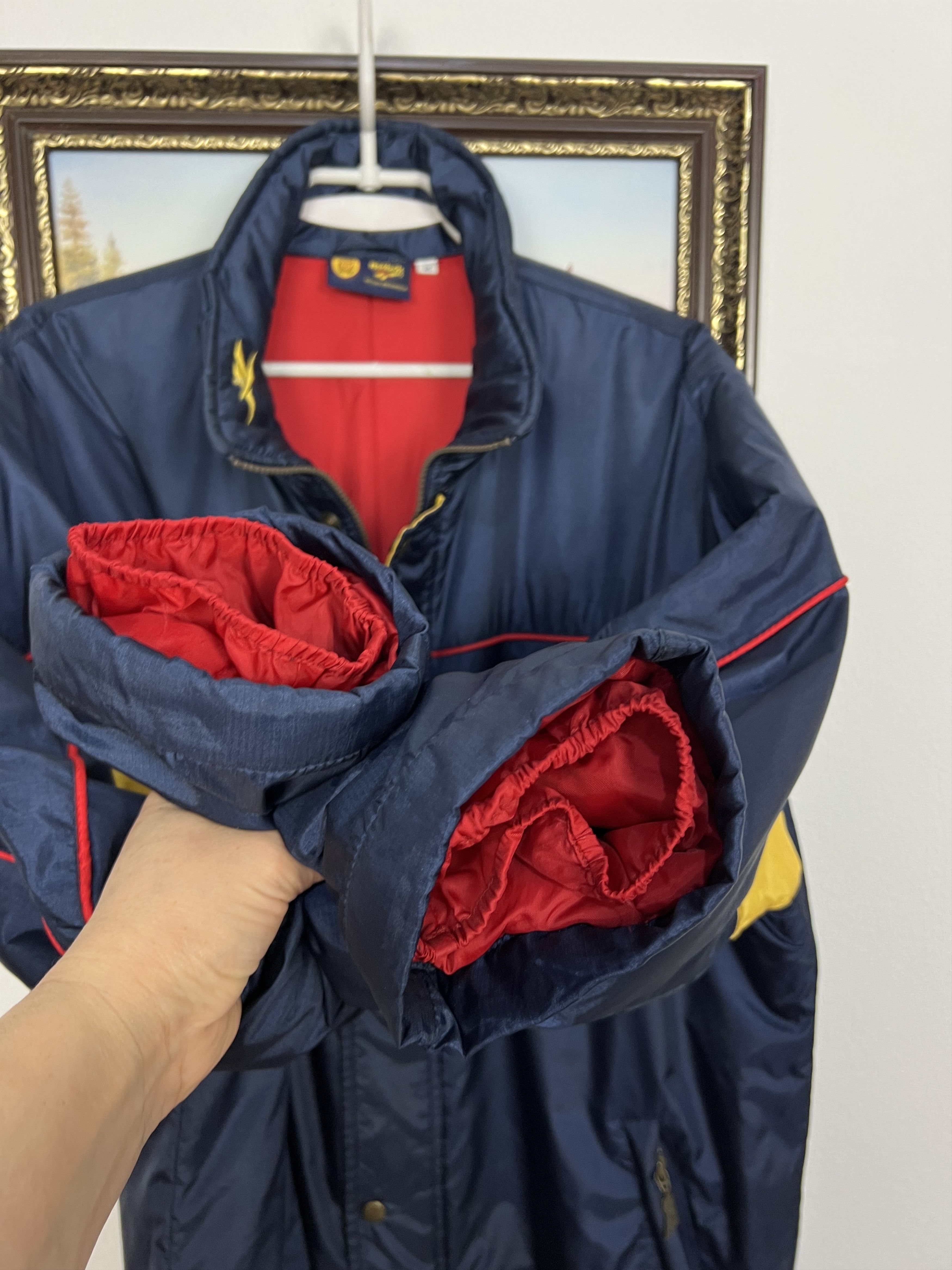 Reebok Vintage 90's Reebok Liverpool Football Padded Jacket Soccer Size US M / EU 48-50 / 2 - 8 Thumbnail