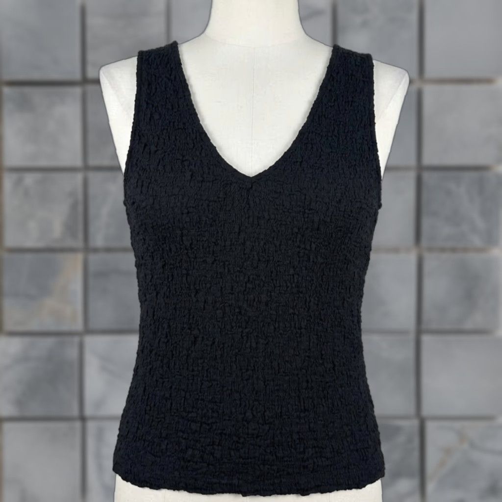 Vintage A New Day Tank M Black V Neck Sleeveless Stretch Textured Slim Grunge Whimsigoth Shirt Womens Size M / US 6-8 / IT 42-44 - 1 Thumbnail