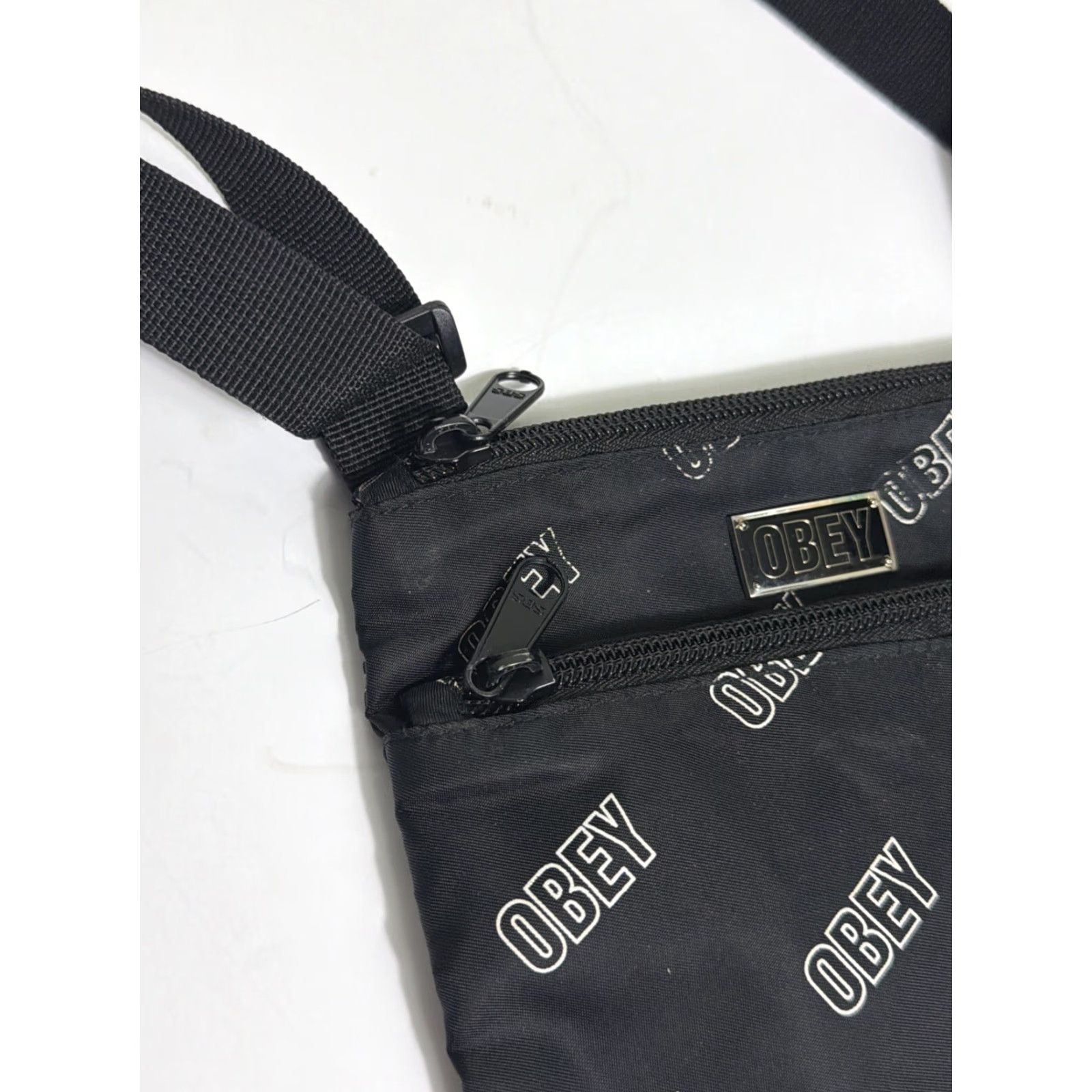 Obey OBEY Crossbody Bag Small White Black Adjustable Strap Women 8.5x7 Size ONE SIZE - 3 Thumbnail