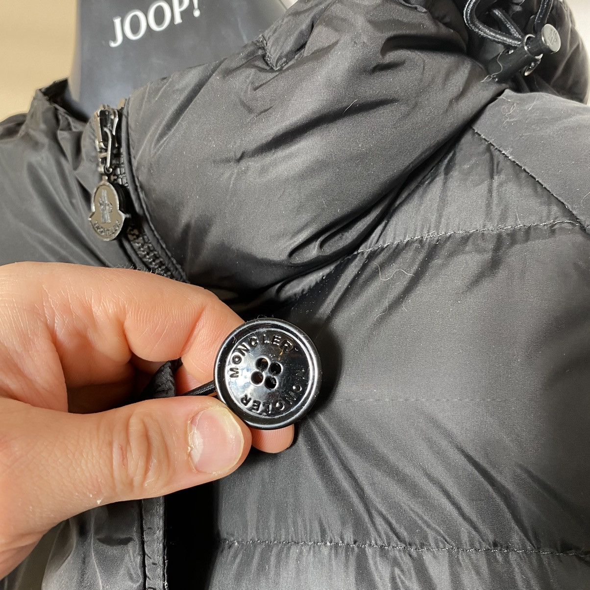 Moncler Down jacket Moncler Gene Giubbotto Women’s Size XL / US 12-14 / IT 48-50 - 10 Thumbnail