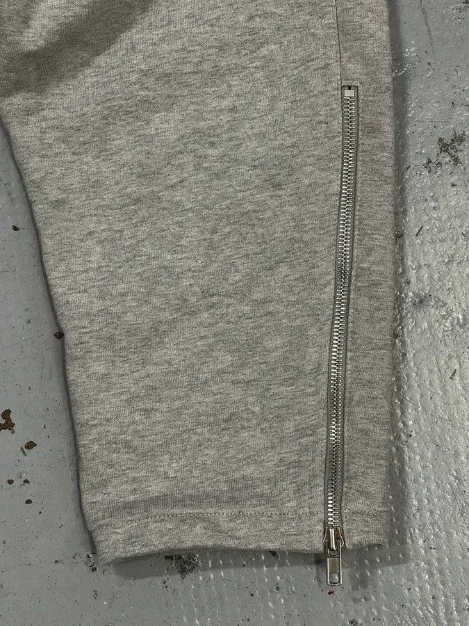 Maison Margiela AW2021 Maison Margiela Grey Zip Jogger Pants Size US 32 / EU 48 - 8 Thumbnail