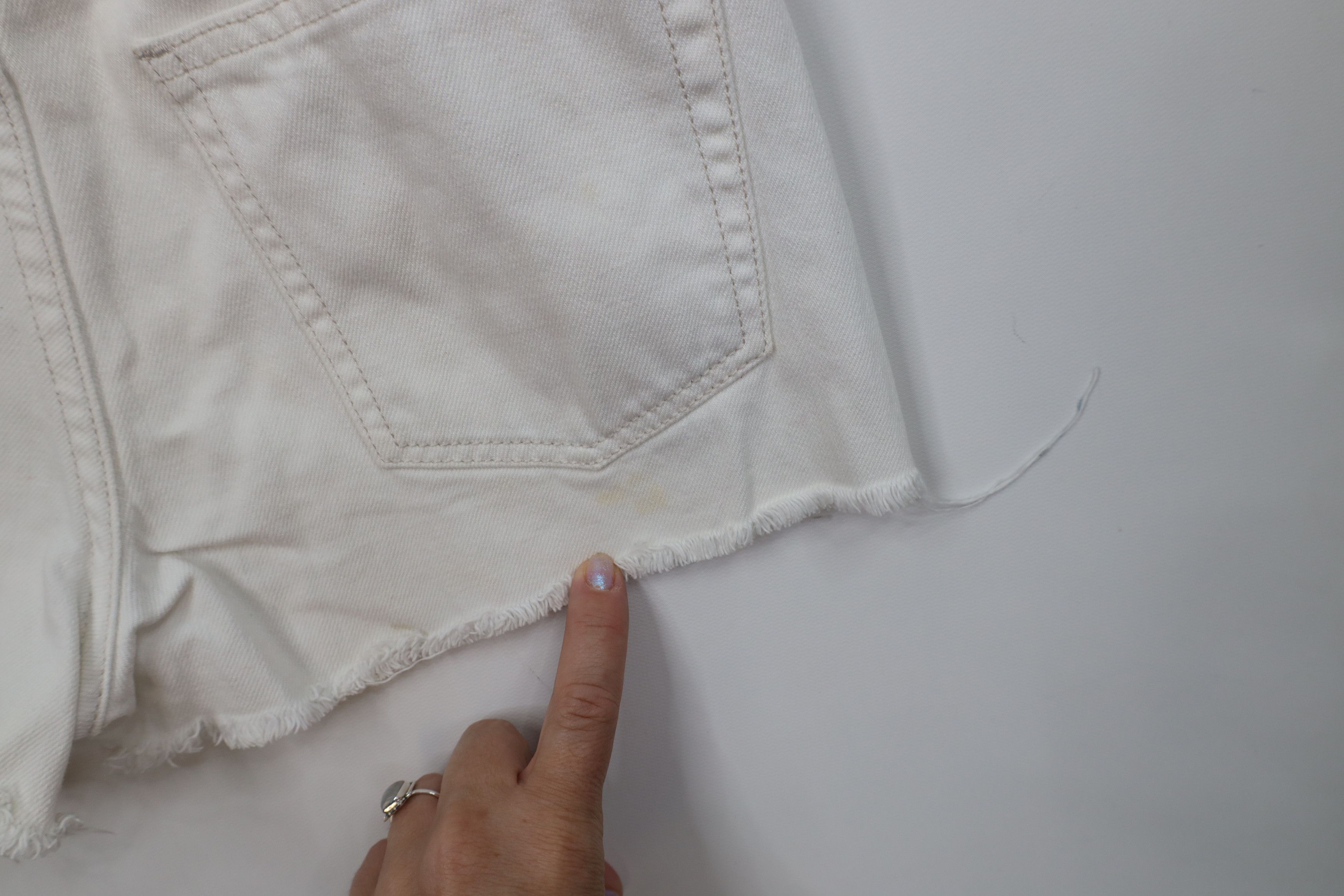 Free People Free People Button Fly Cut Off Denim Jean Shorts White Size 28" / US 6 / IT 42 - 11 Thumbnail