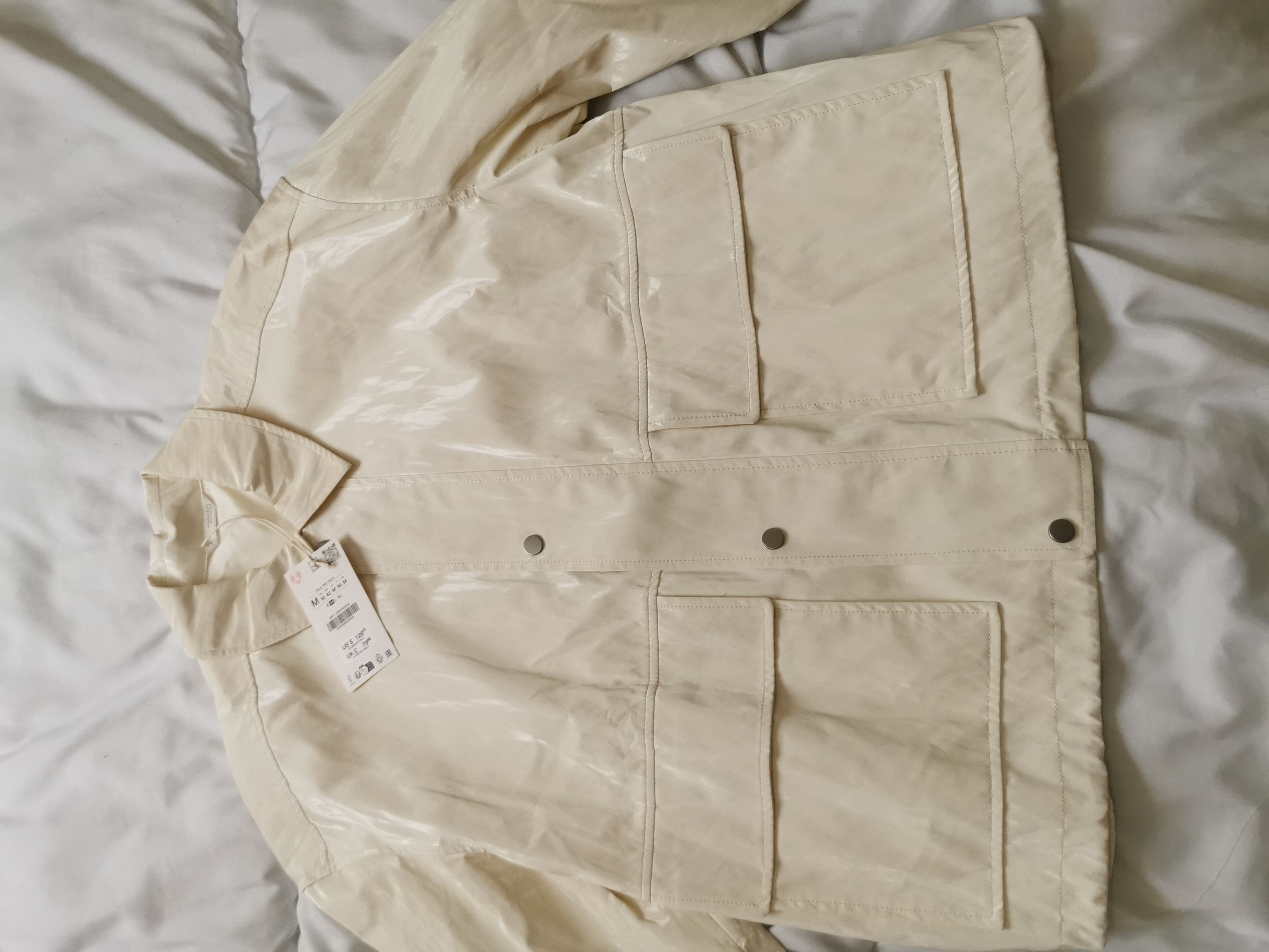 Zara Zara relaxed fit jacket, shinny finish size M Brand new Size US M / EU 48-50 / 2 - 9 Thumbnail