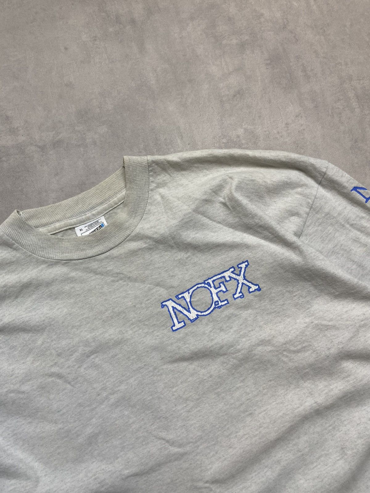 Band Tees 1995 tour nofx tee longsleeve grey screen stars Size US XL / EU 56 / 4 - 6 Thumbnail