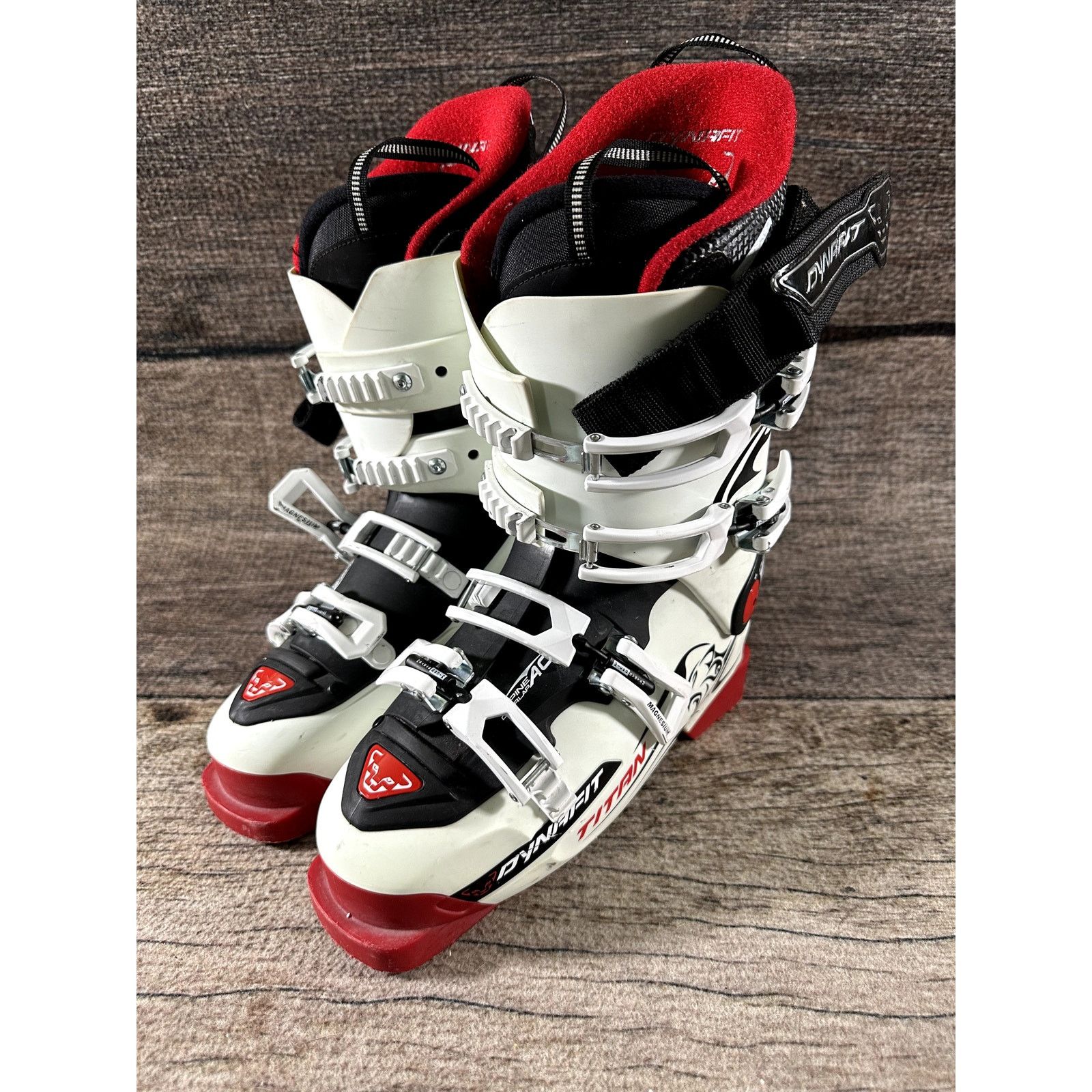 Other Dynafit Paraneve Titan TF-X Randonee Boots Mondo 25.5 Size US 8 / EU 41 - 1 Thumbnail