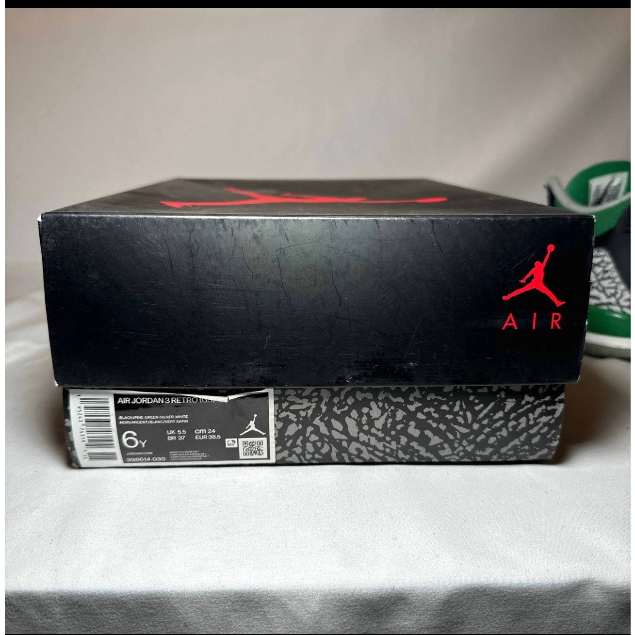 Jordan Brand × Nike Size 6 - Nike Air Jordan 3 Retro GS Pine Green Men's Shoes Size US 6 / EU 39 - 9 Thumbnail