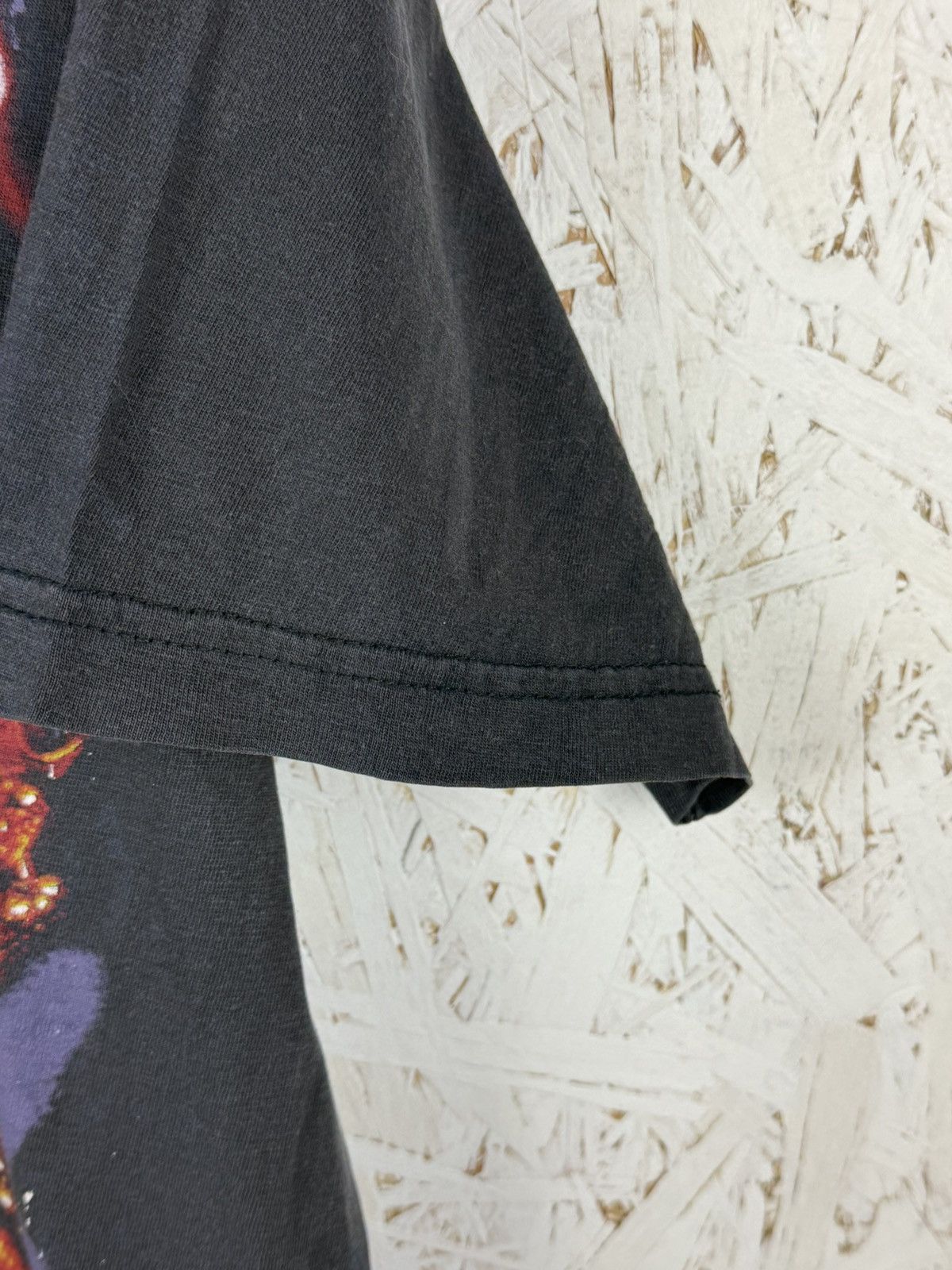 Band Tees Vintage Metallica Lightning Strike Euro Bootleg T-Shirt L Size US L / EU 52-54 / 3 - 4 Thumbnail