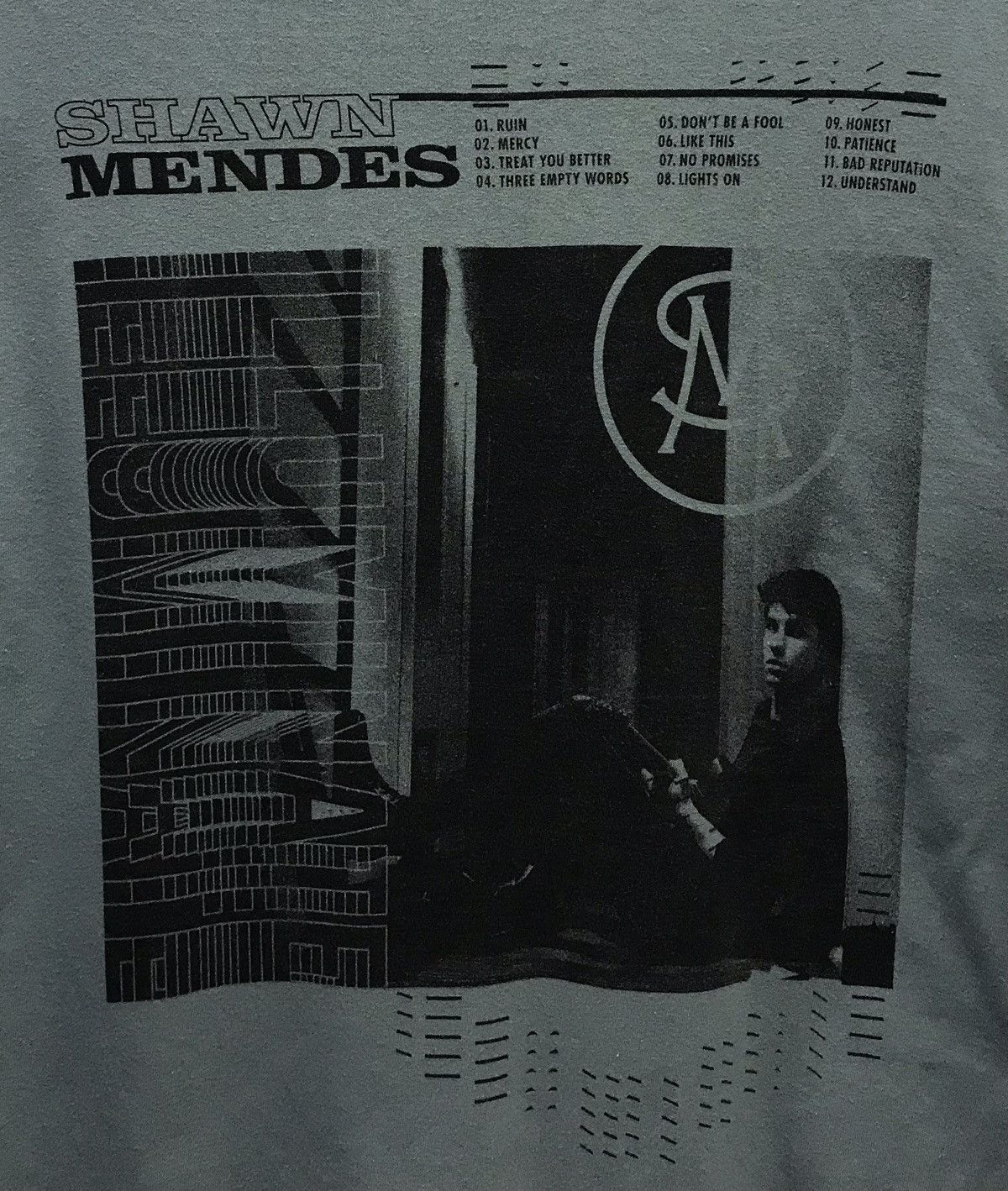 Band Tees × Vintage Vintage Shawn Mendes Long Sleeve Shirt Size US L / EU 52-54 / 3 - 4 Thumbnail