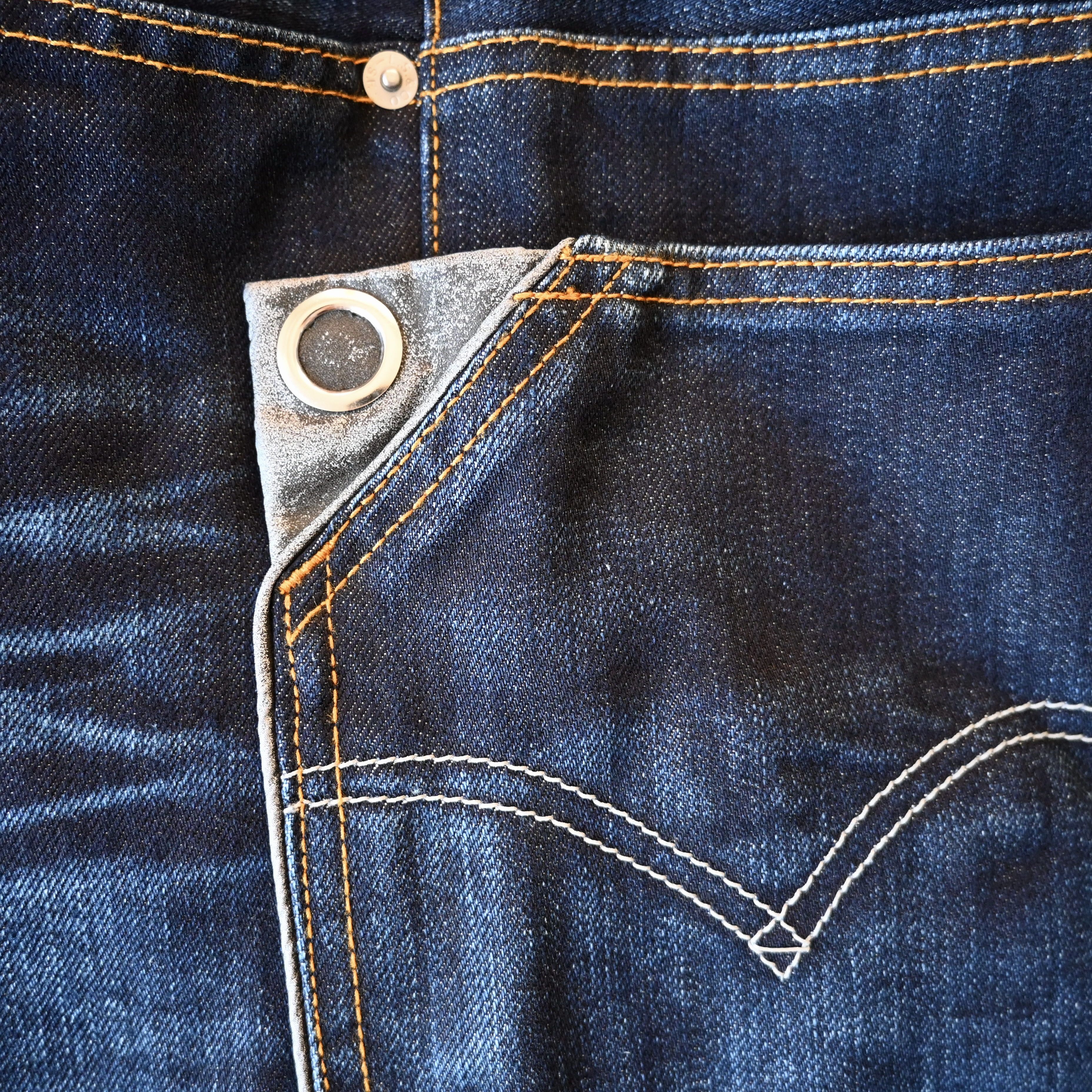 Levi's 2007 Levi's FLU 737⌀ reflective trim jeans, made in Japan Size US 34 / EU 50 - 19 Thumbnail