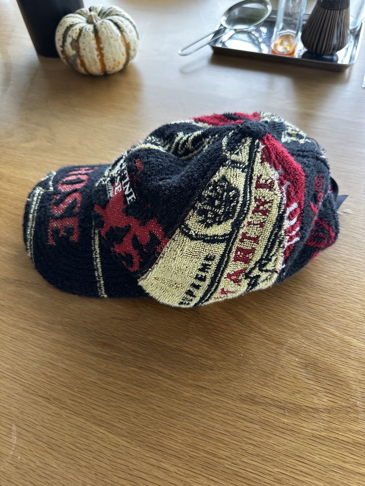 Martine Rose × Supreme Martine Rose Supreme Towel Hat Size ONE SIZE - 2 Thumbnail