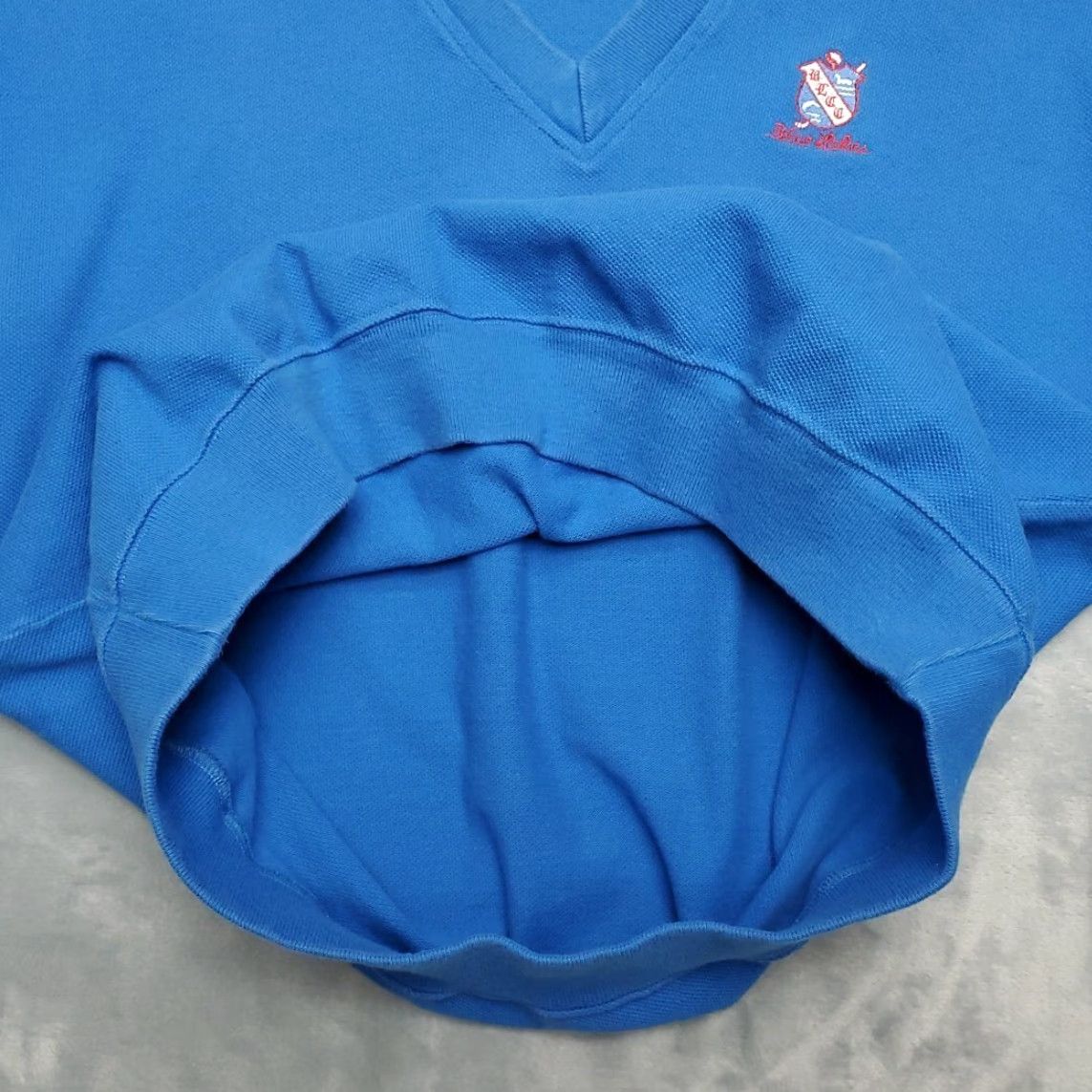Vintage VINTAGE Cross Creek Golf Sweater Mens L Blue Lakes V-Neck 100% Cotton Pullover Made in USA Size US L / EU 52-54 / 3 - 6 Thumbnail