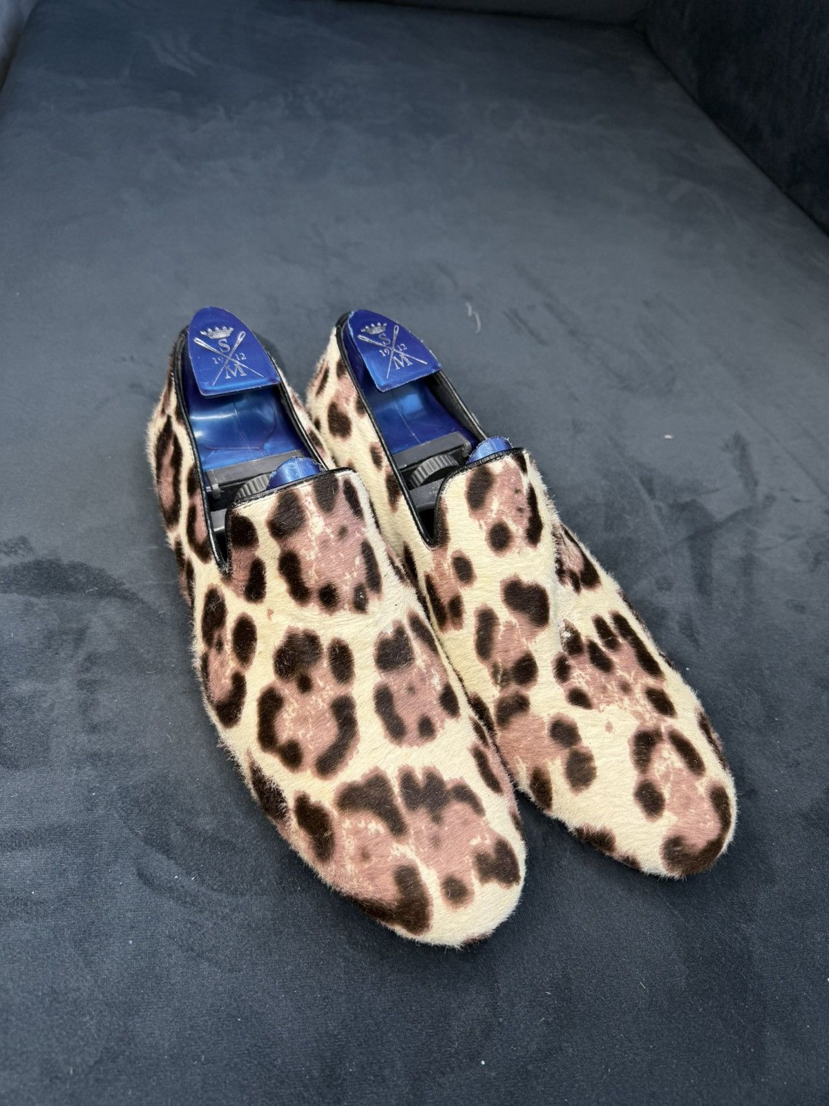 Jimmy Choo Rare Jimmy Choo loafers in pony hair leather UK 9 Size US 9 / EU 42 - 1 Thumbnail