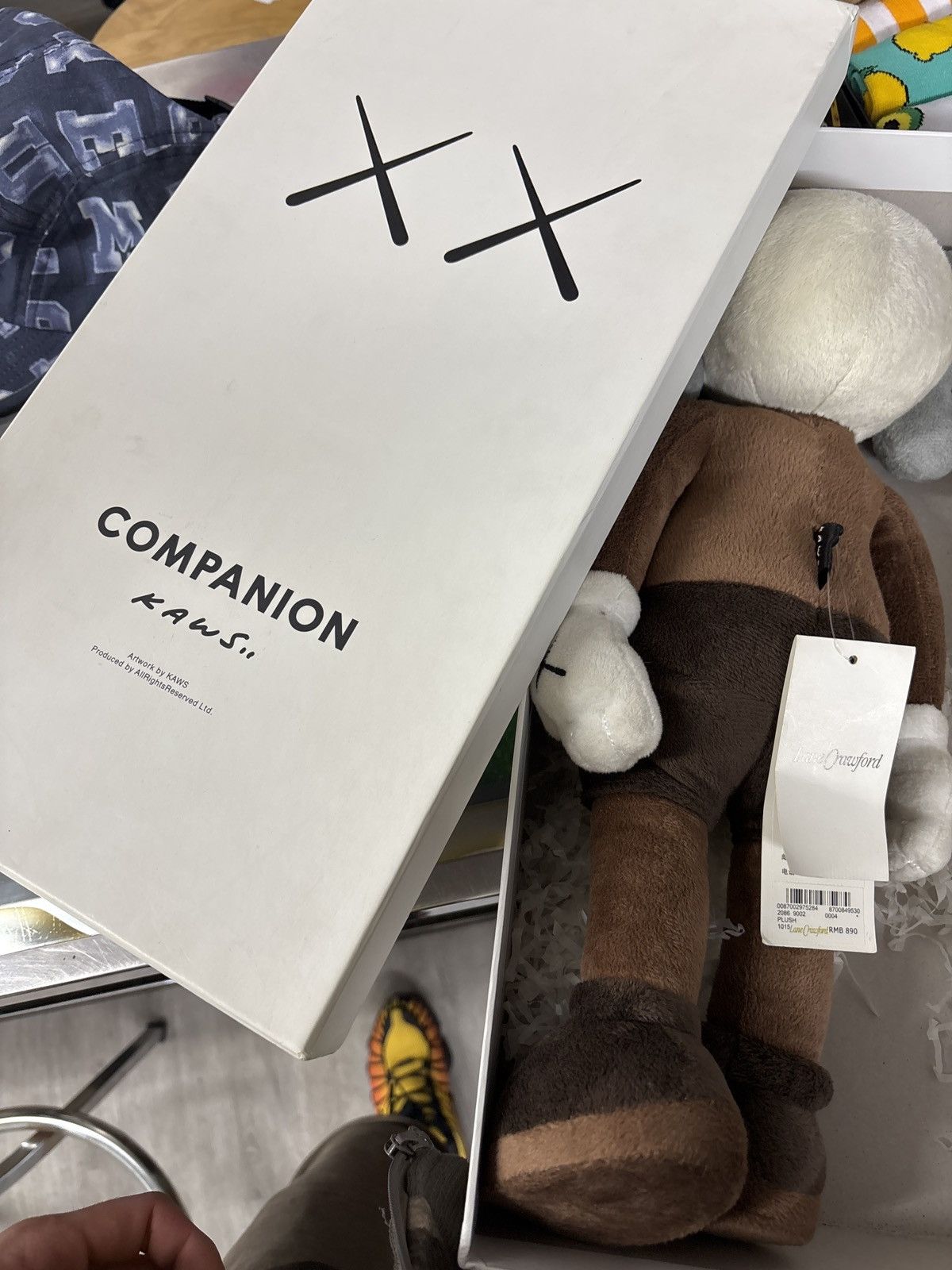 Kaws Kaws plush hog Kong Size ONE SIZE - 4 Thumbnail