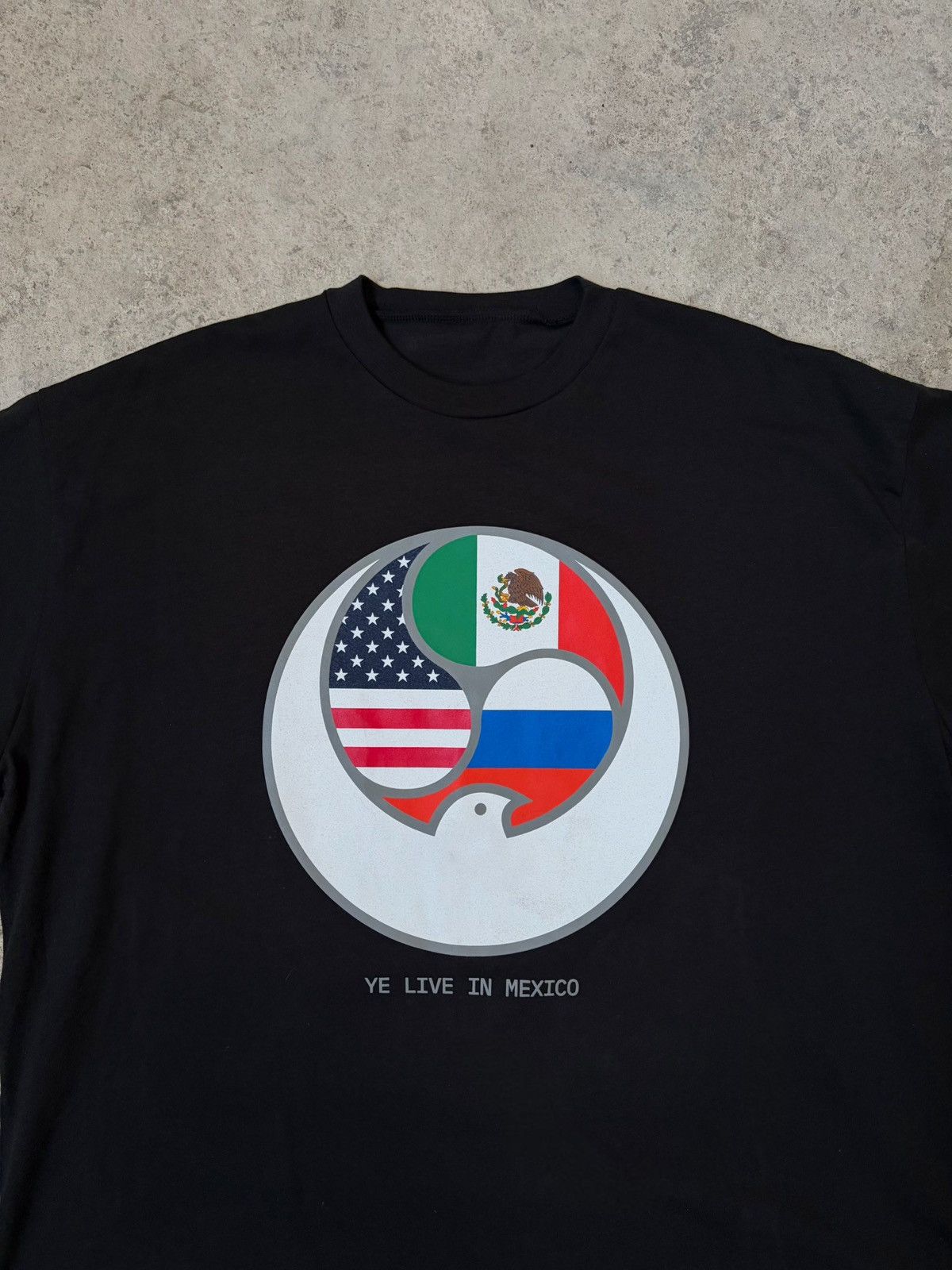 Yeezy YZY TS-07 Black T-Shirt (Mexico Concert Merch) Size US M / EU 48-50 / 2 - 2 Thumbnail