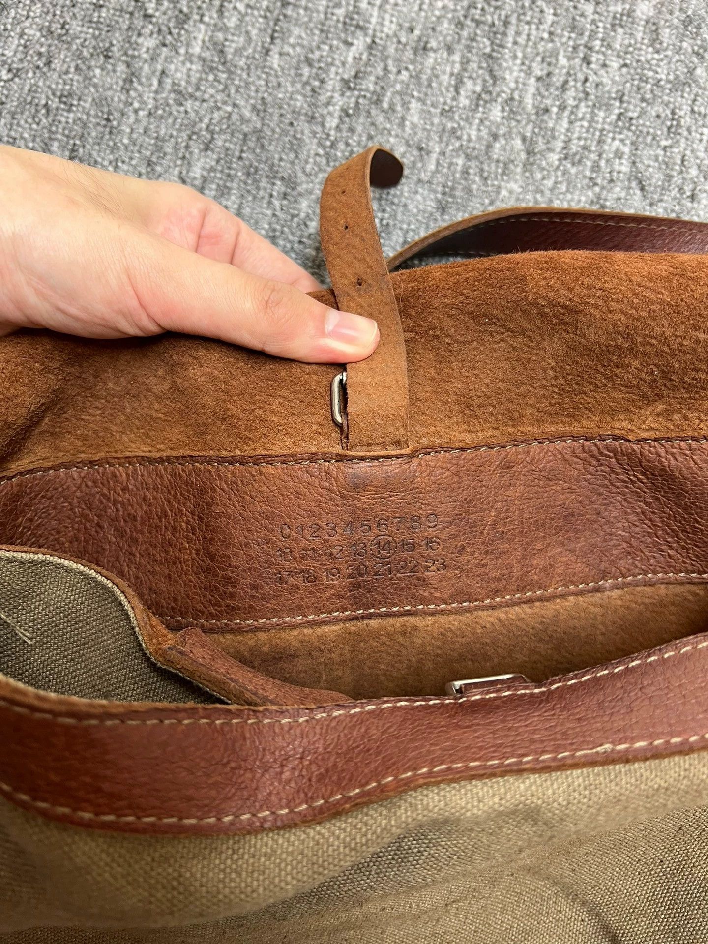 Maison Margiela Maison Margiela 14 camel leather crossbody bag rare Size ONE SIZE - 9 Thumbnail