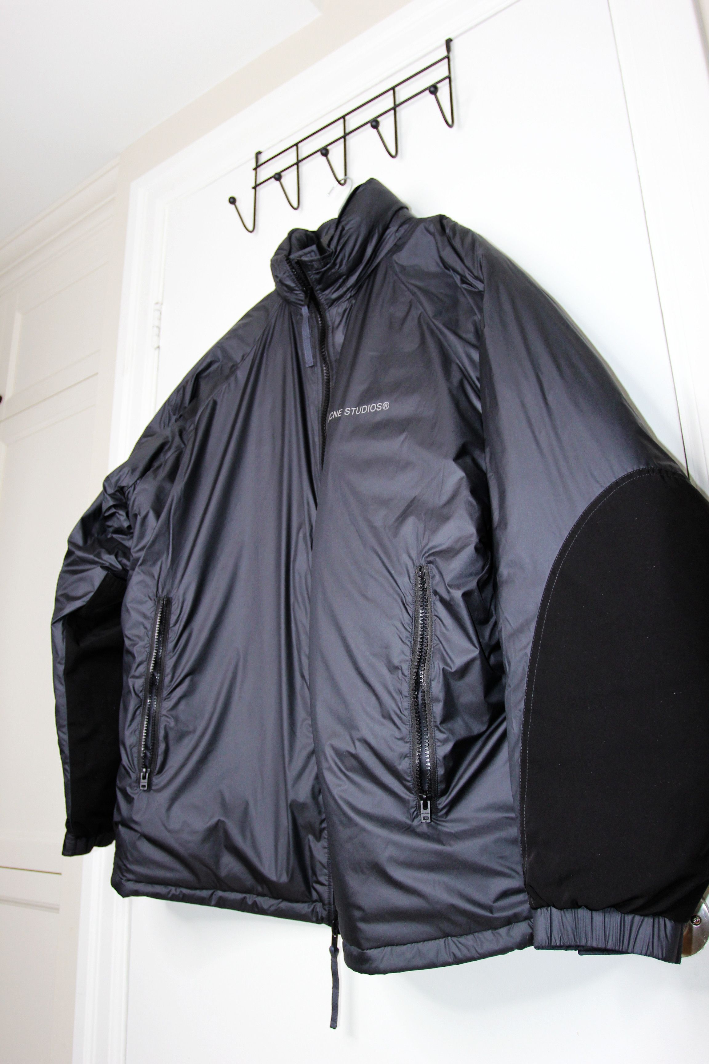 BNWT AW24 ACNE STUDIOS DOWN JACKET M