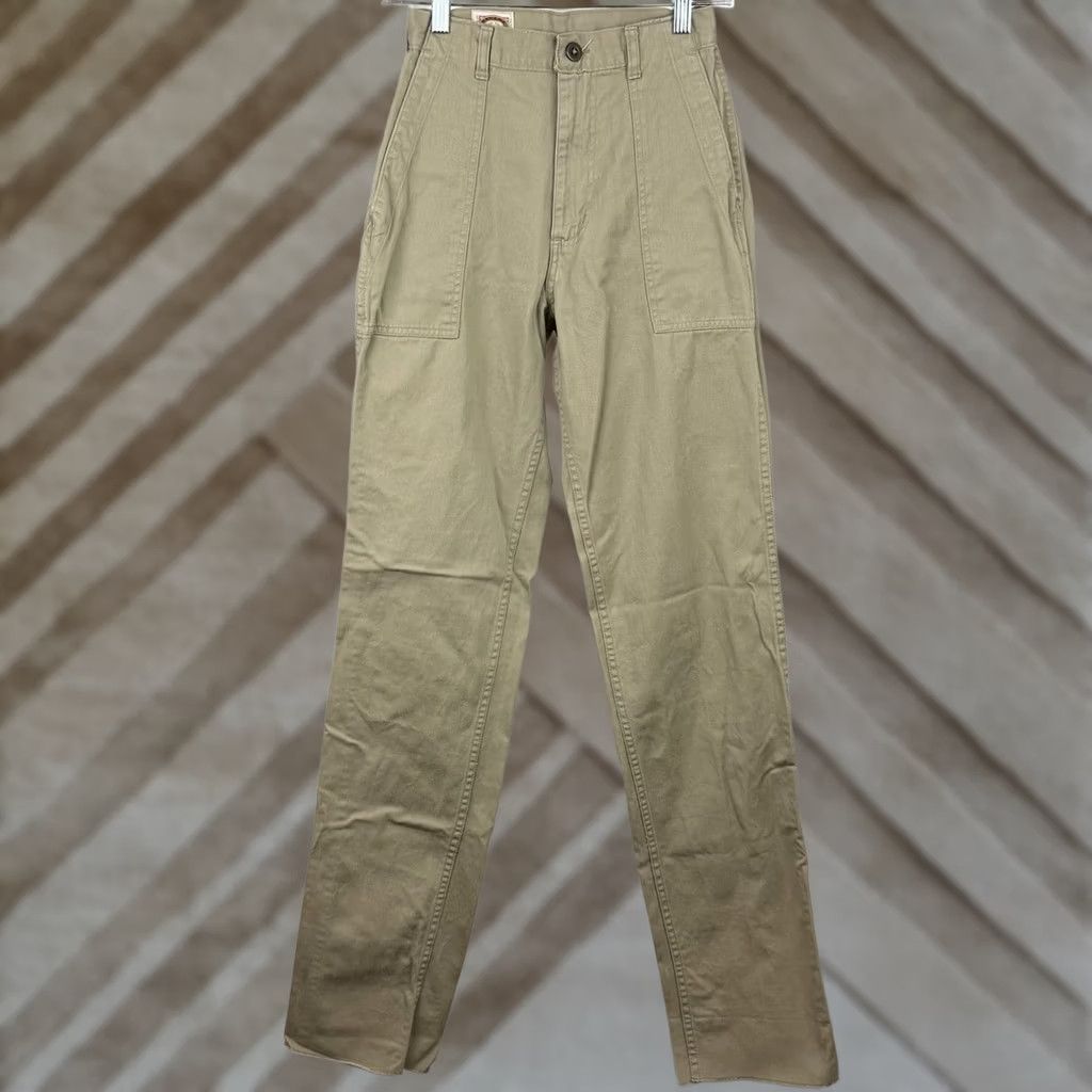 Banana Republic VINTAGE Banana Republic Chino Pants Womens 24x36 ACTUAL Safari Fatigues Army Size 42" / US 20 - 1 Thumbnail