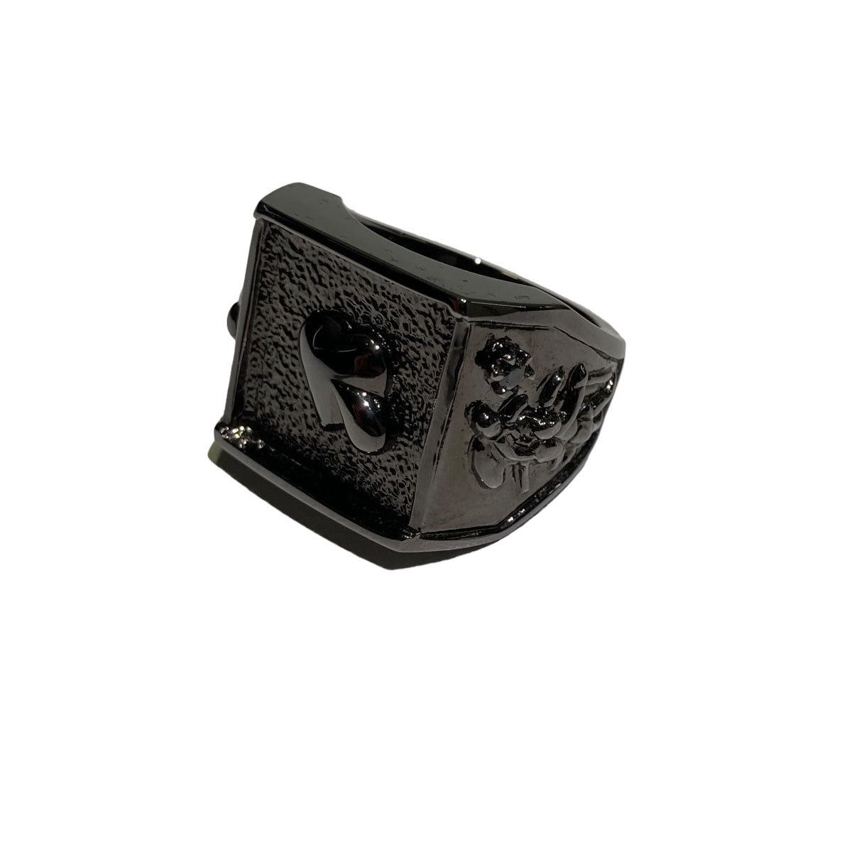 Number (N)ine Number (N)ine 03-njam033 Heart tears Signet ring 03njam033 Size ONE SIZE - 1 Thumbnail