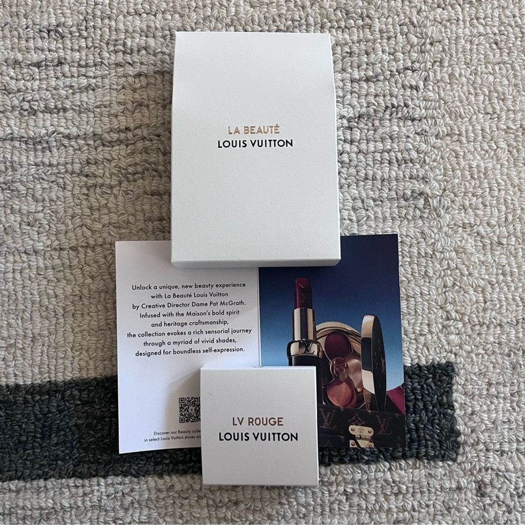 Louis Vuitton NEW Louis Vuitton La Bouche Rouge Lipstick Samples Size ONE SIZE - 5 Thumbnail