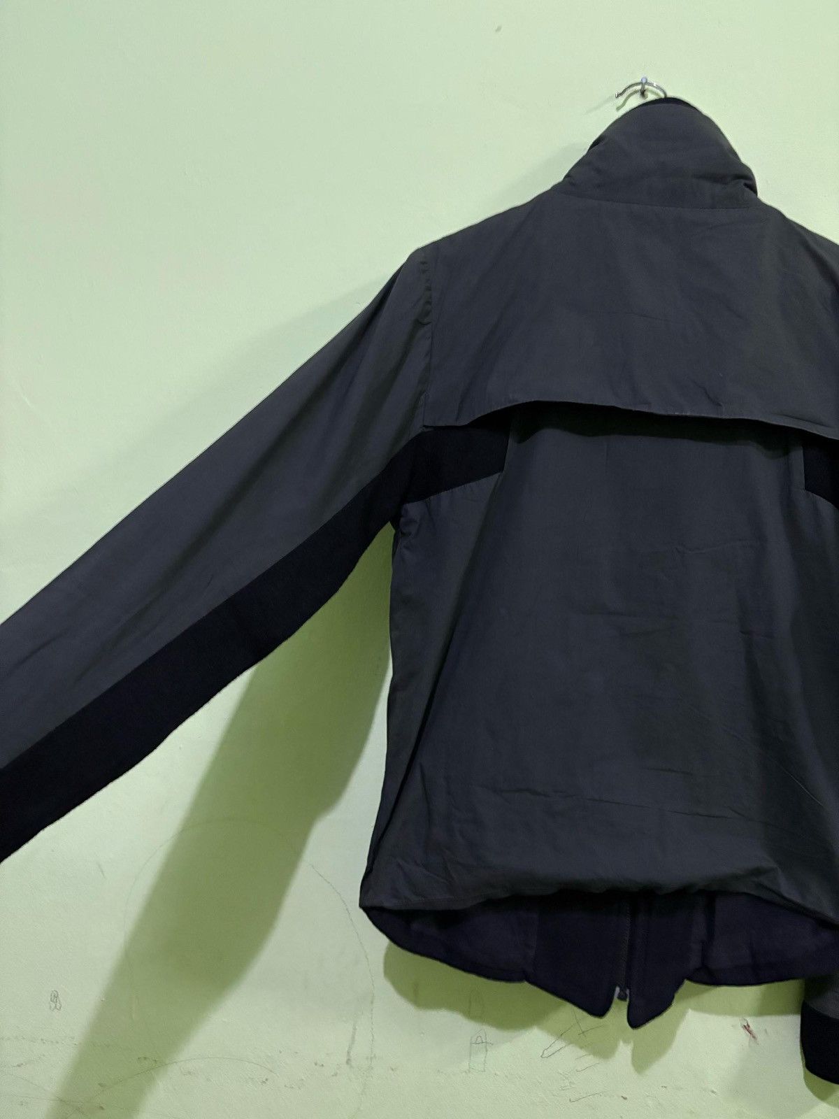 Helmut Lang Helmut Lang Asymmetric Hybrid Jacket Design Two Way Jacket Size US XS / EU 42 / 0 - 11 Thumbnail