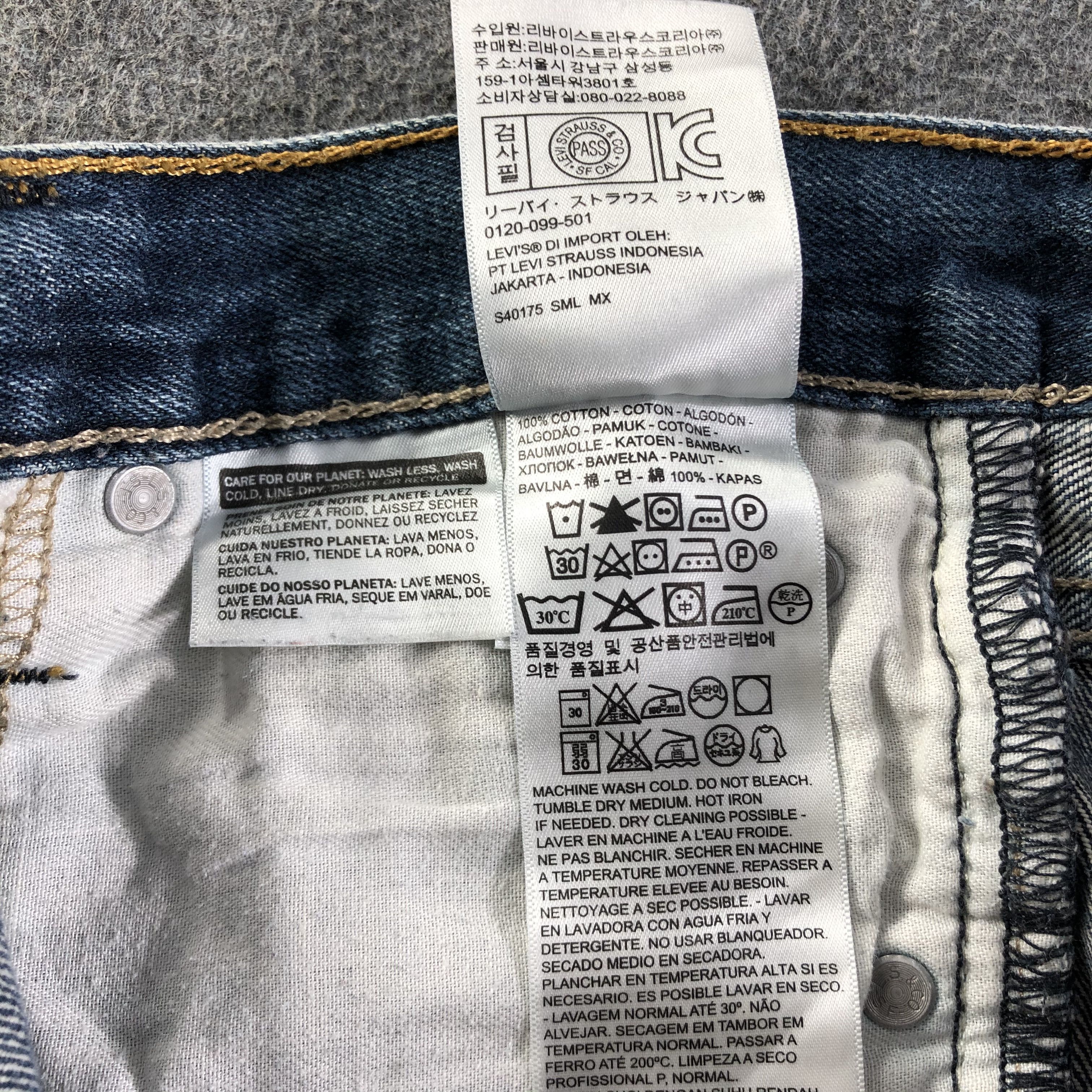 Levi's Vintage Blue Wash Levis 527 Flare Jeans-J3097 Size US 32 / EU 48 - 10 Thumbnail