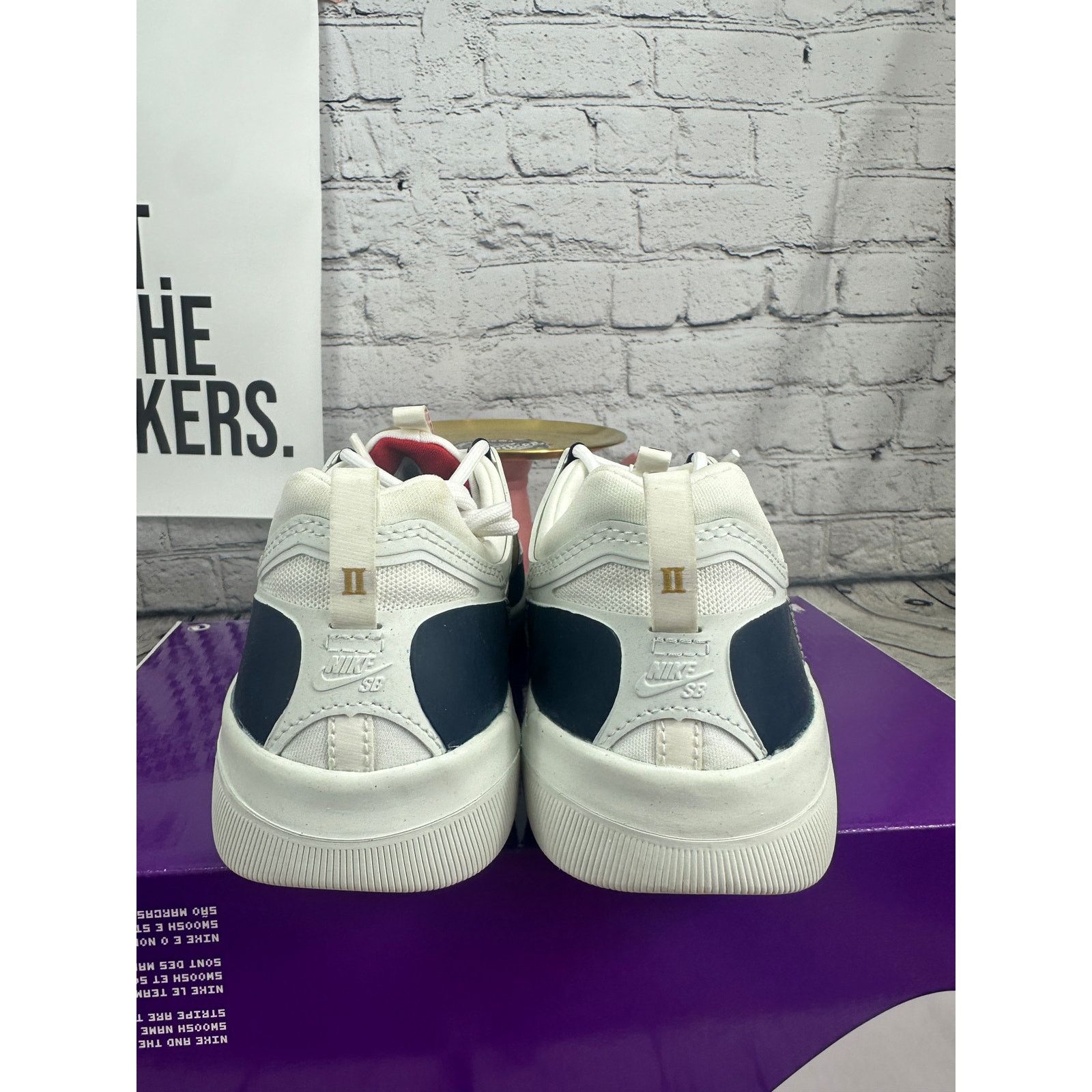 Nike Nike SB Skateboarding Nyjah Free 2 Sneakers Mens 8.5 Olympic Size US 9 / EU 42 - 4 Thumbnail