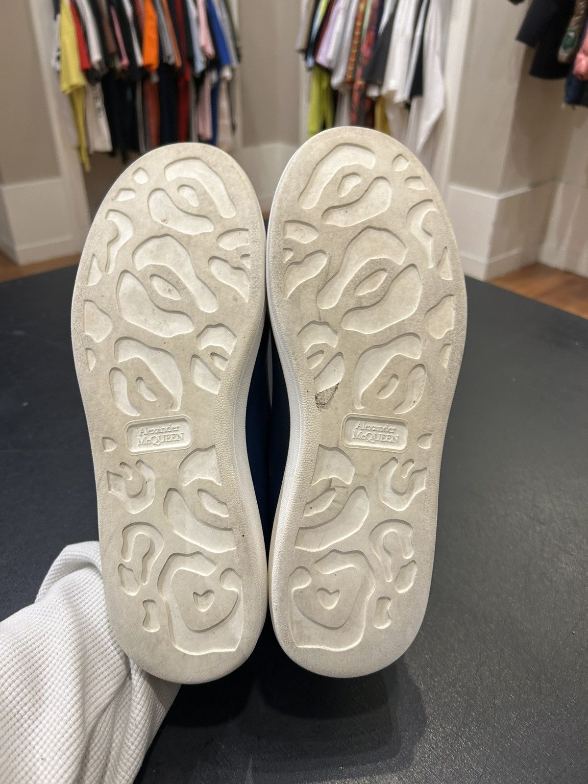 Alexander McQueen Alexander McQueen Oversized Sneaker Size US 11 / EU 44 - 8 Thumbnail