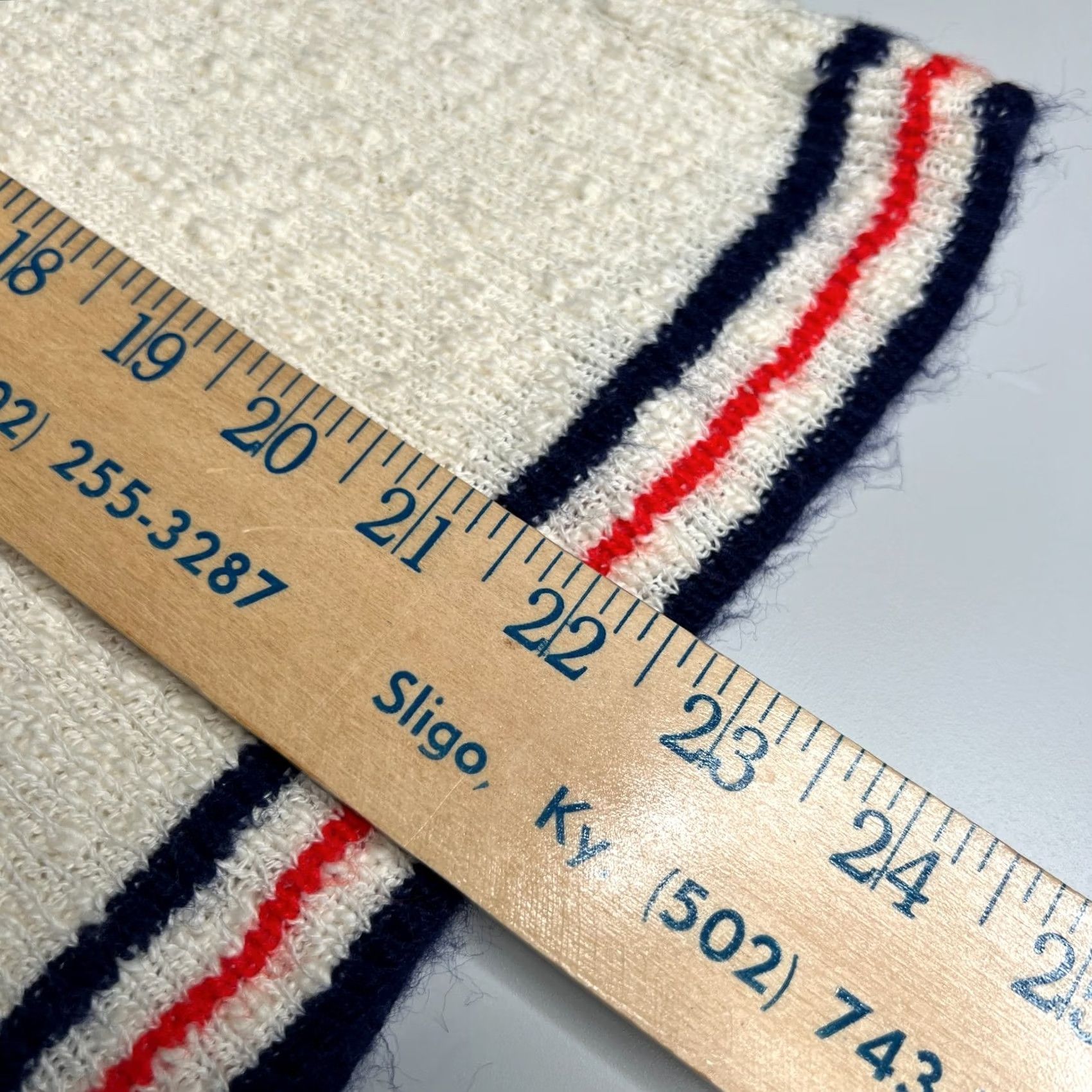 Vintage VINTAGE Knit Sweater Vest Size M White Red Navy Women’s 80s Size M / US 6-8 / IT 42-44 - 3 Thumbnail
