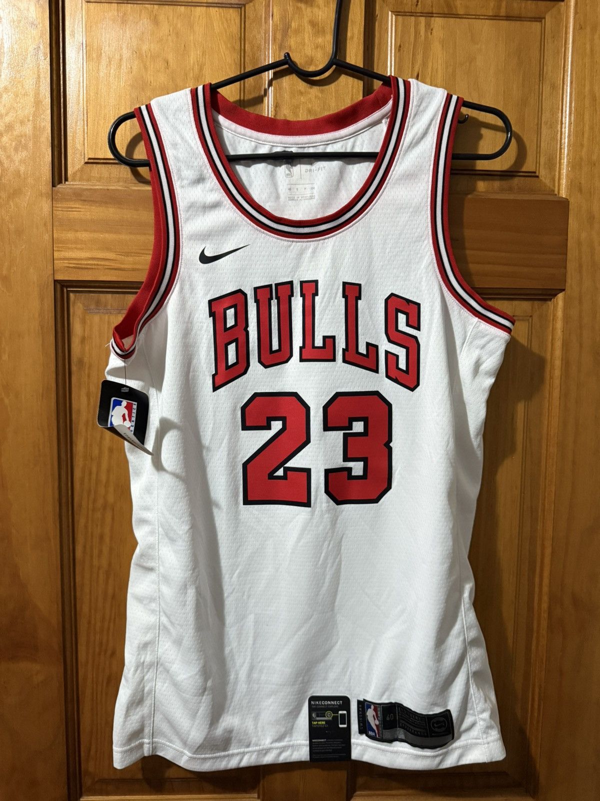 Nike Michael Jordan Home Jersey SIZE SMALL Size US S / EU 44-46 / 1 - 1 Thumbnail