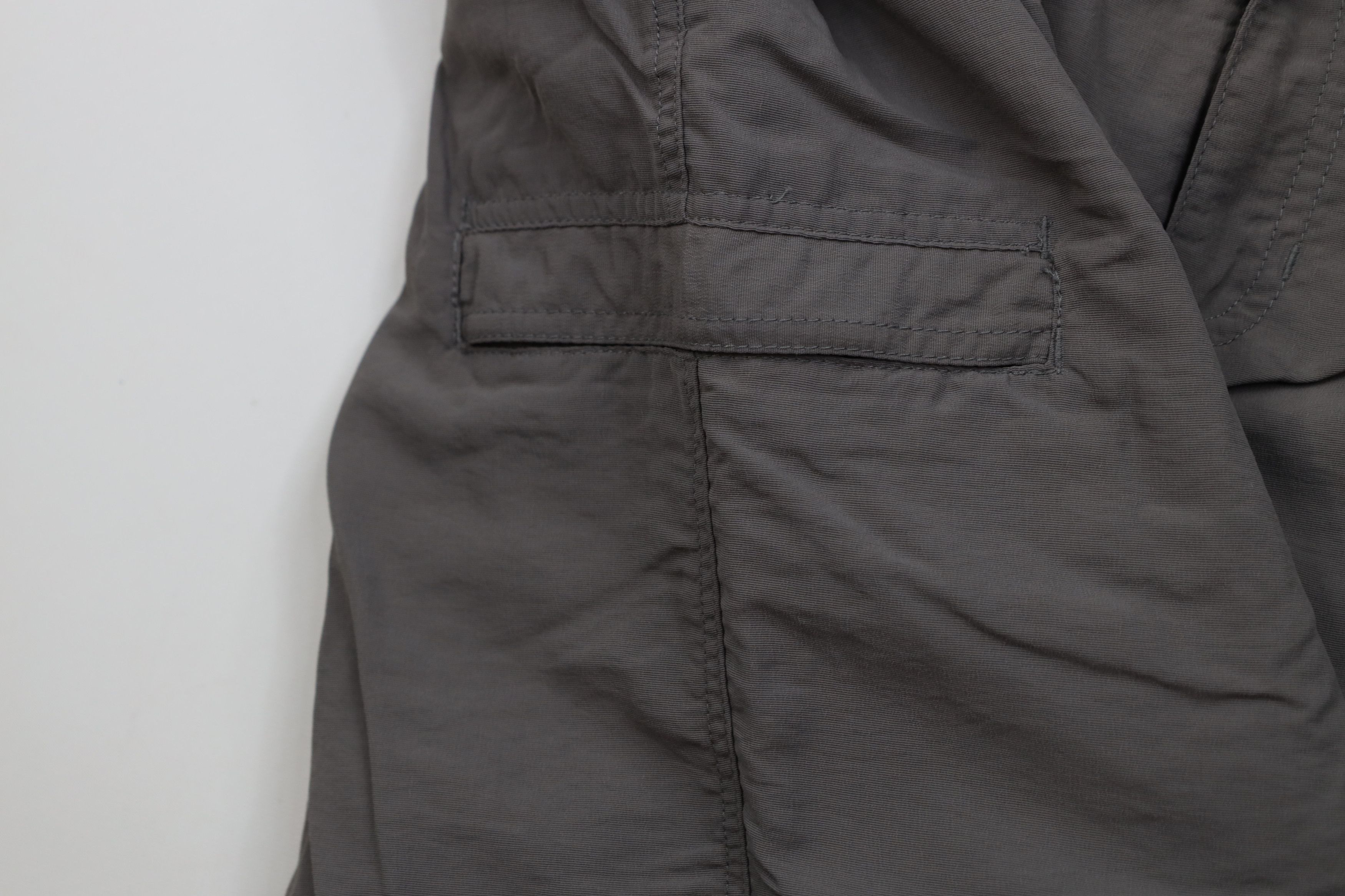 Vintage Vintage 90s Streetwear Above Knee Trekking Cargo Shorts Size US 34 / EU 50 - 6 Thumbnail