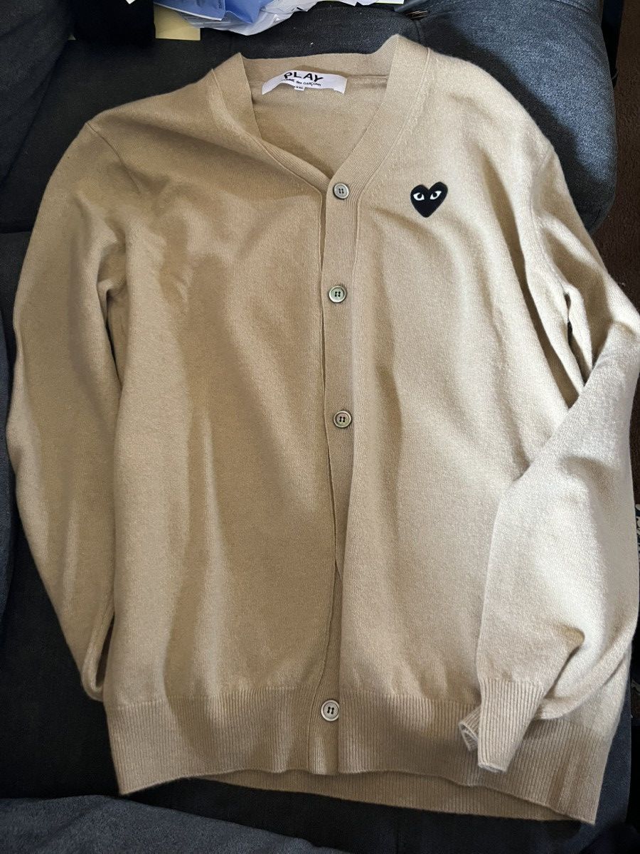 Comme des Garcons PLAY Comme des garcons play beige cardigan Size US XXL / EU 58 / 5 - 1 Thumbnail