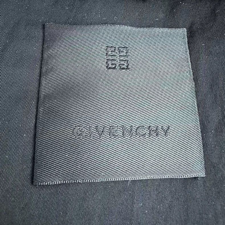 Givenchy Givenchy Showcase black heavy-duty down jacket Size US M / EU 48-50 / 2 - 5 Thumbnail