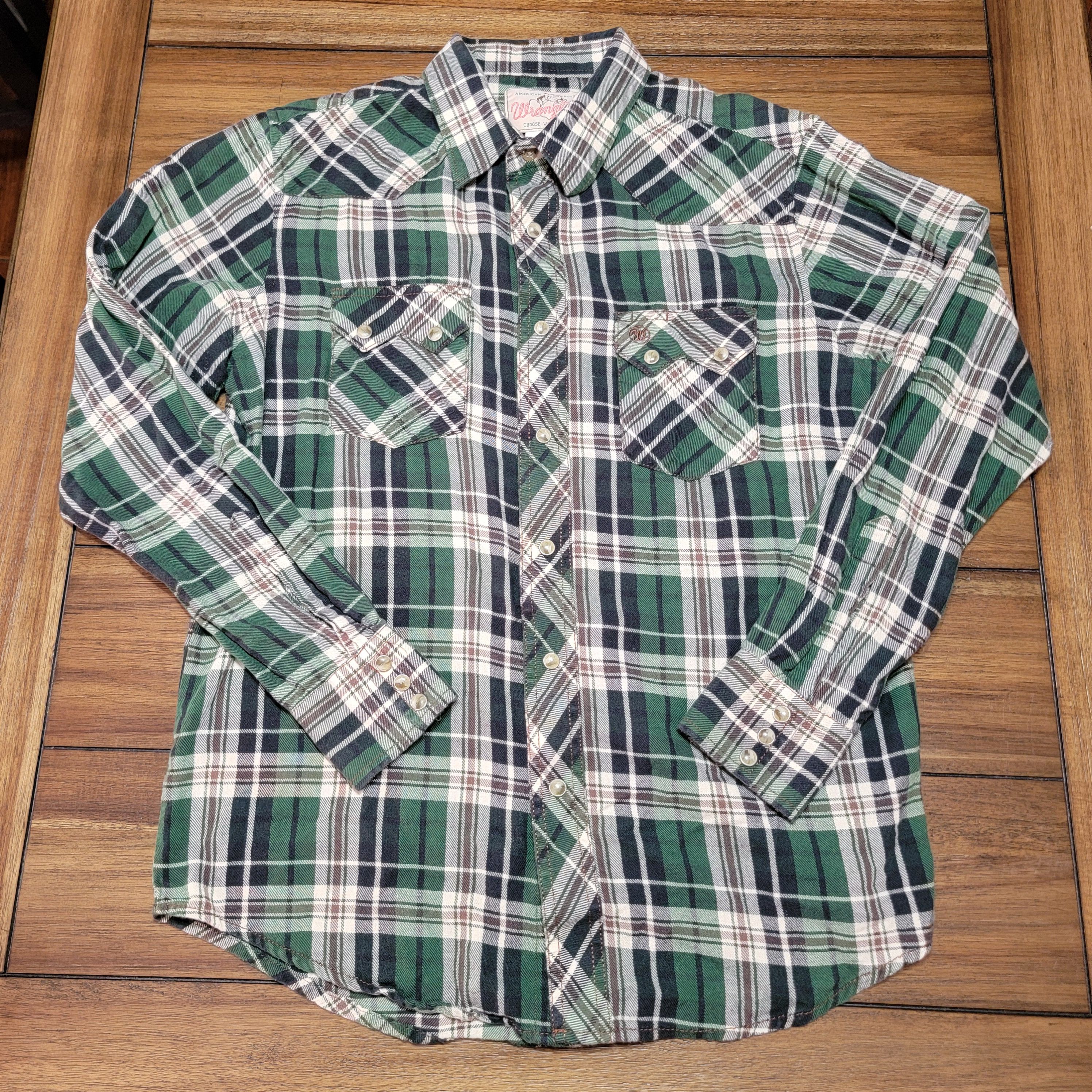 Wrangler Wrangler LS Flannel Pearl Snap Western Shirt - Size Medium Size US M / EU 48-50 / 2 - 1 Thumbnail