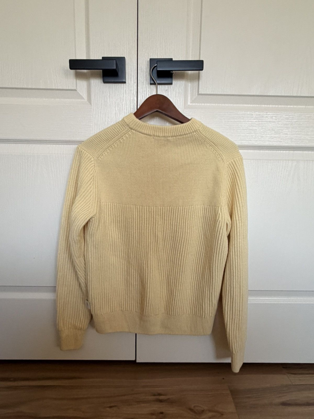 JW Anderson × Uniqlo JW Anderson Uniqlo Yellow Sweater Size US S / EU 44-46 / 1 - 8 Thumbnail