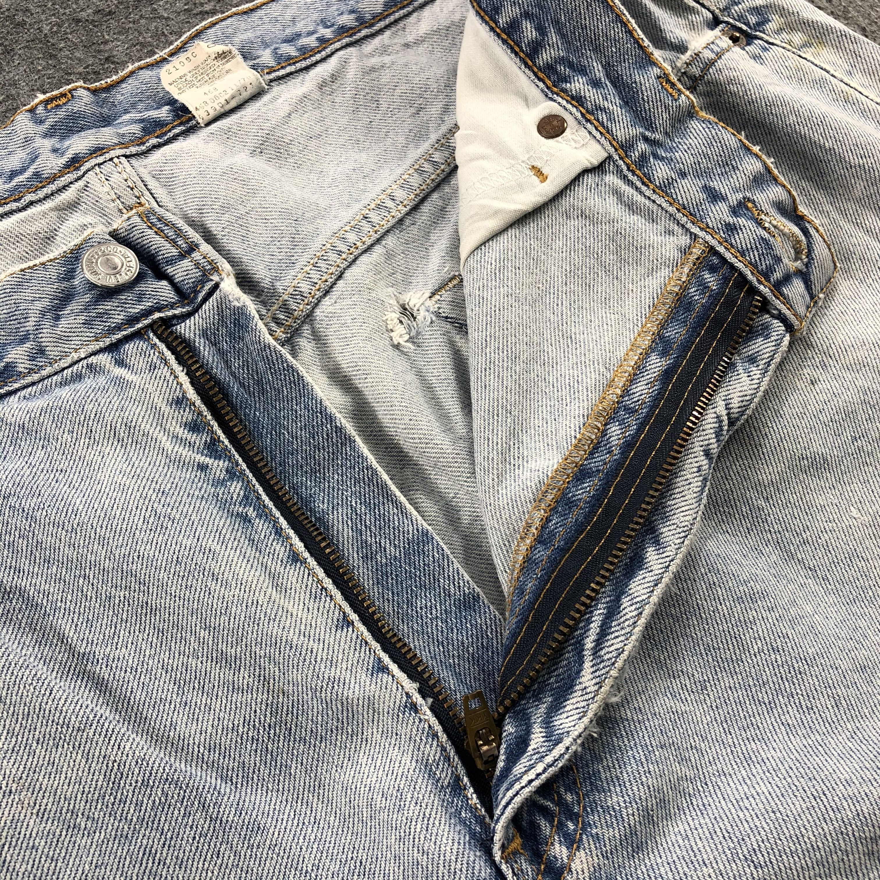Levi's × Vintage Vintage 90s Light Wash Levis Jeans-JM1465 Size US 37 - 9 Thumbnail