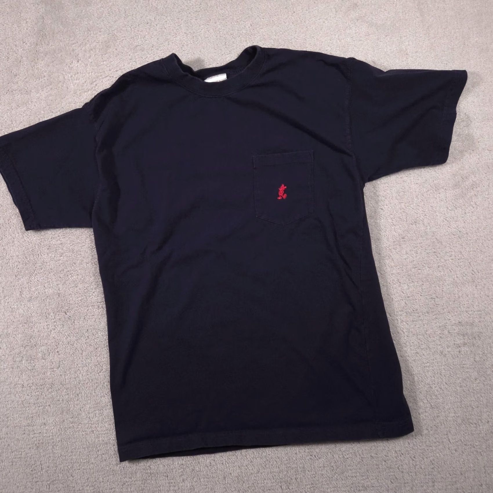 Disney Disney Shirt Mens Medium Navy Pocket Mickey Embroidered Tee Size US M / EU 48-50 / 2 - 2 Thumbnail
