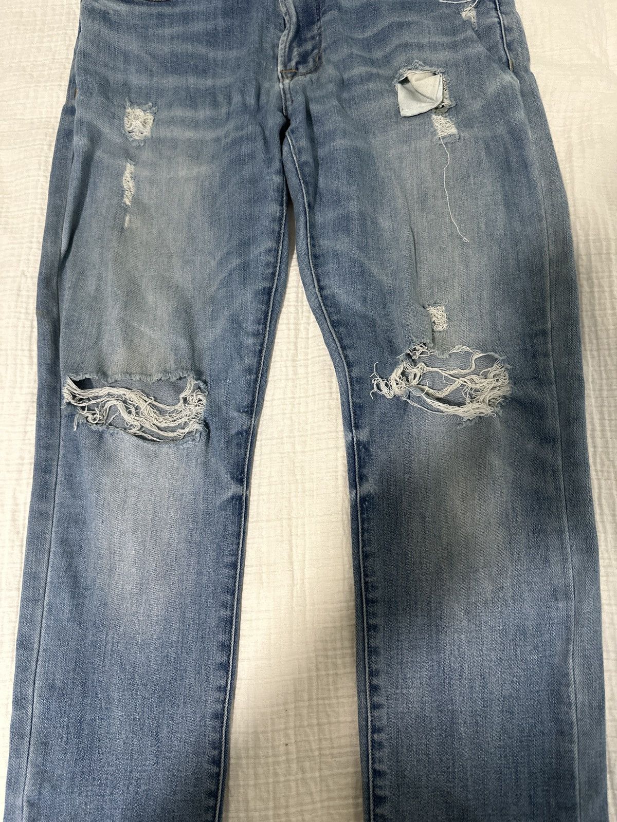 American Eagle Outfitters Distressed blue denim Size US 30 / EU 46 - 4 Thumbnail