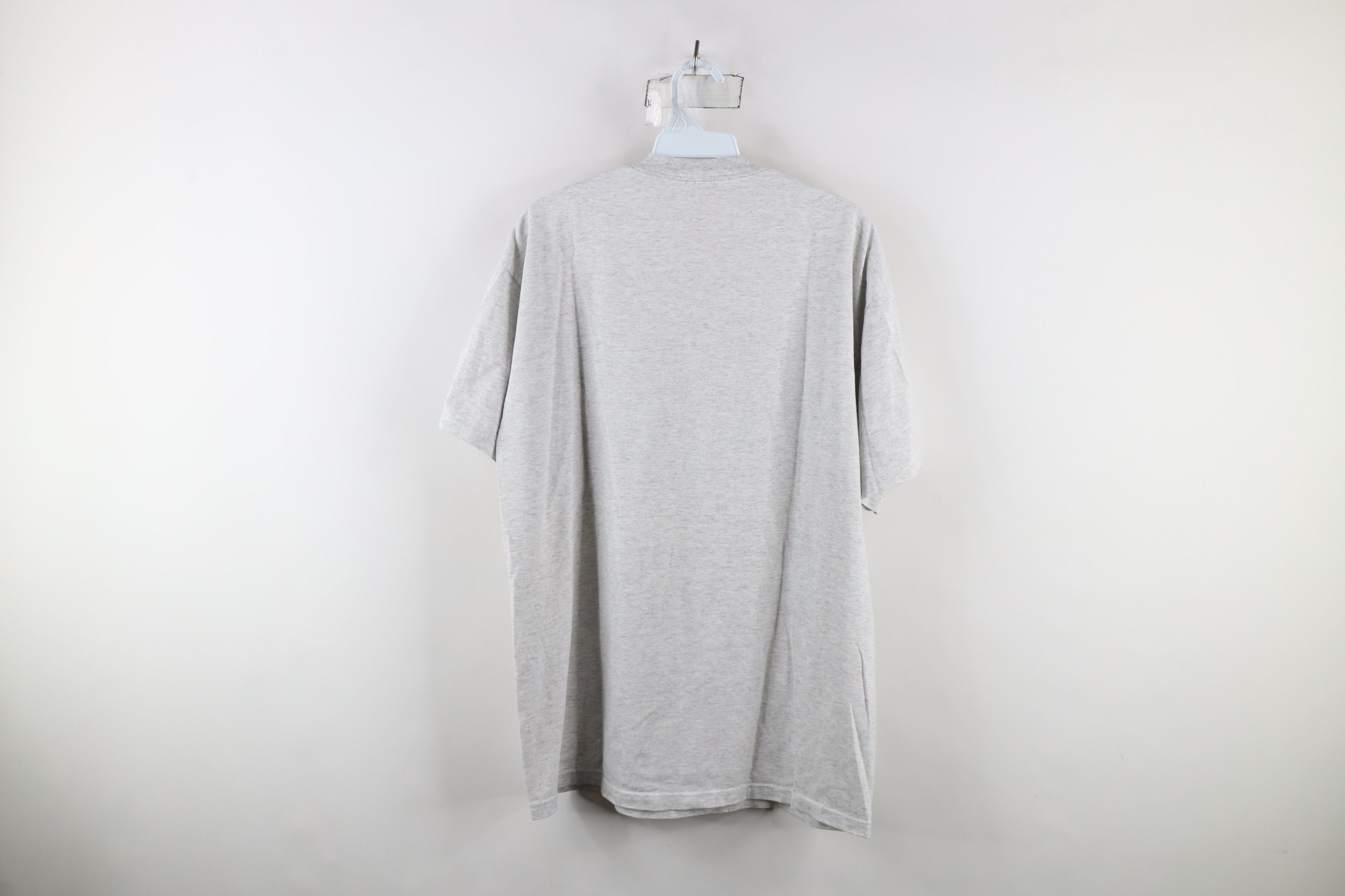 Vintage Vintage 90s Streetwear Spell Out Alaska T-Shirt Gray USA Size US L / EU 52-54 / 3 - 10 Thumbnail