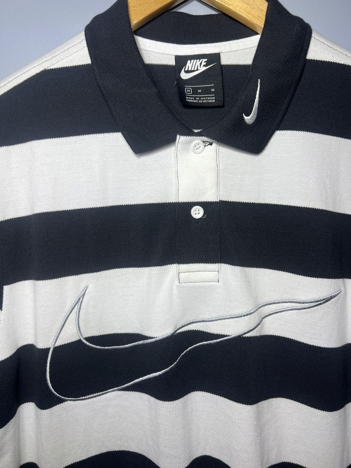 Nike Nike Swoosh Polo Mens Medium Black White Striped CJ4909-011 Size US M / EU 48-50 / 2 - 8 Thumbnail